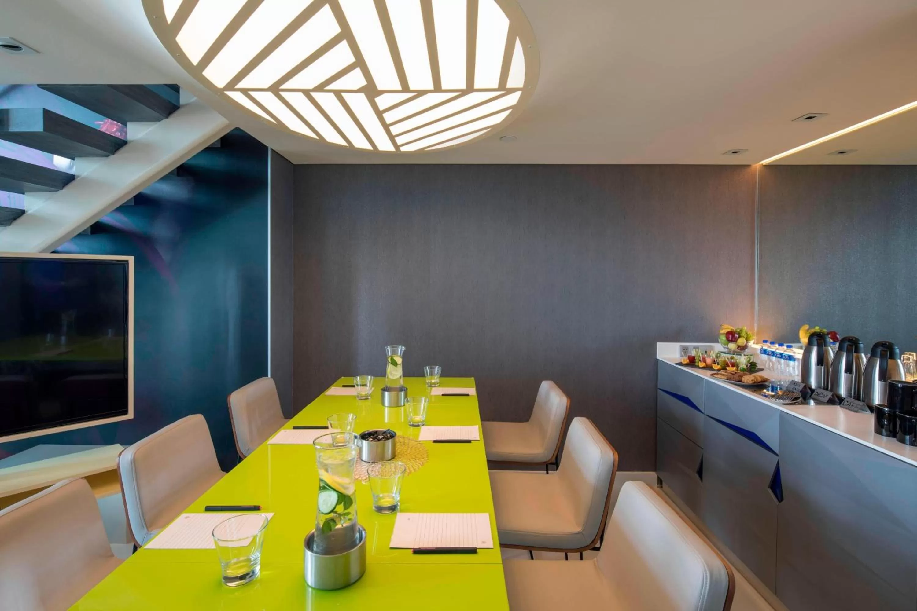 Photo of the whole room in W Mexico City