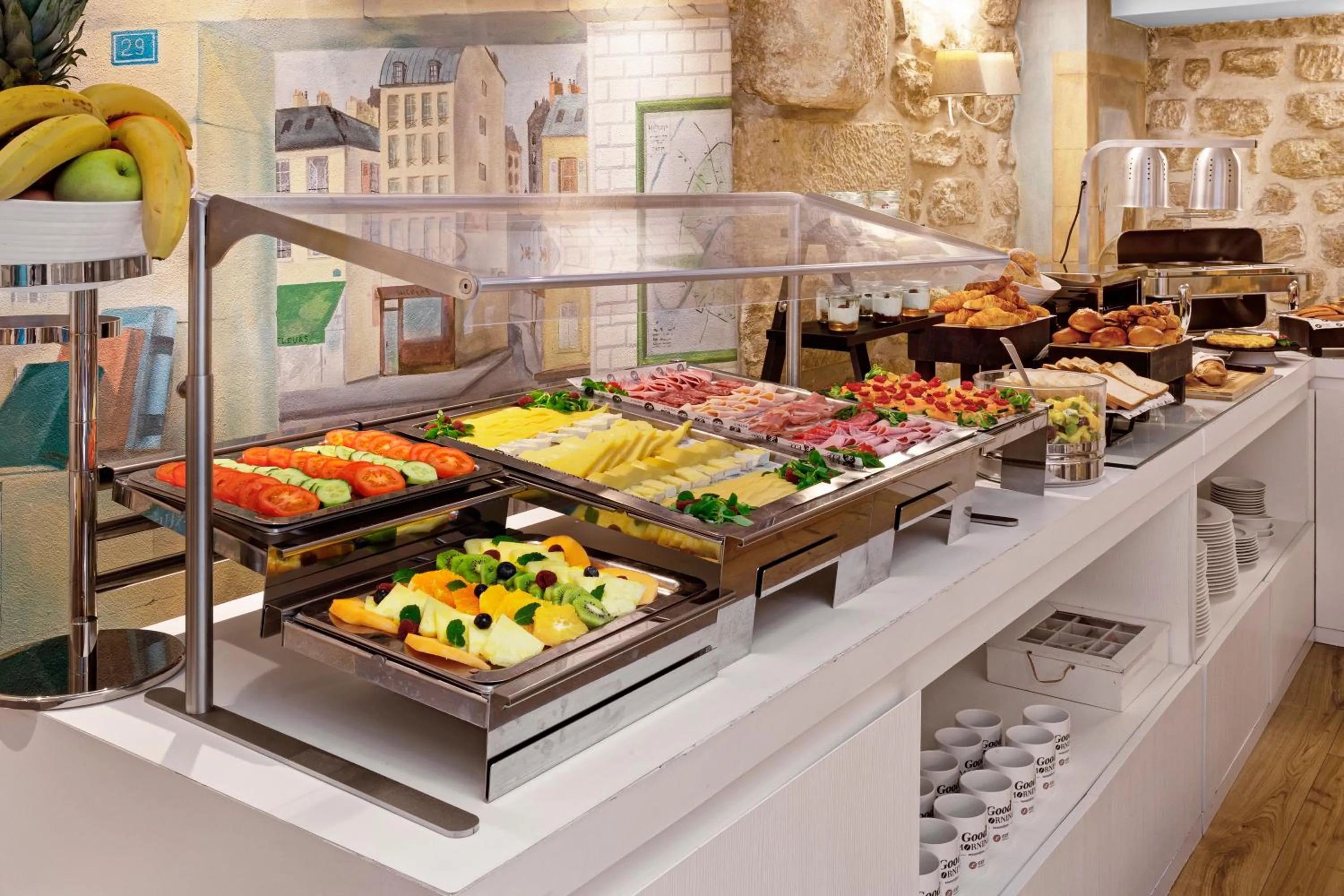 Breakfast in Exe Paris Centre