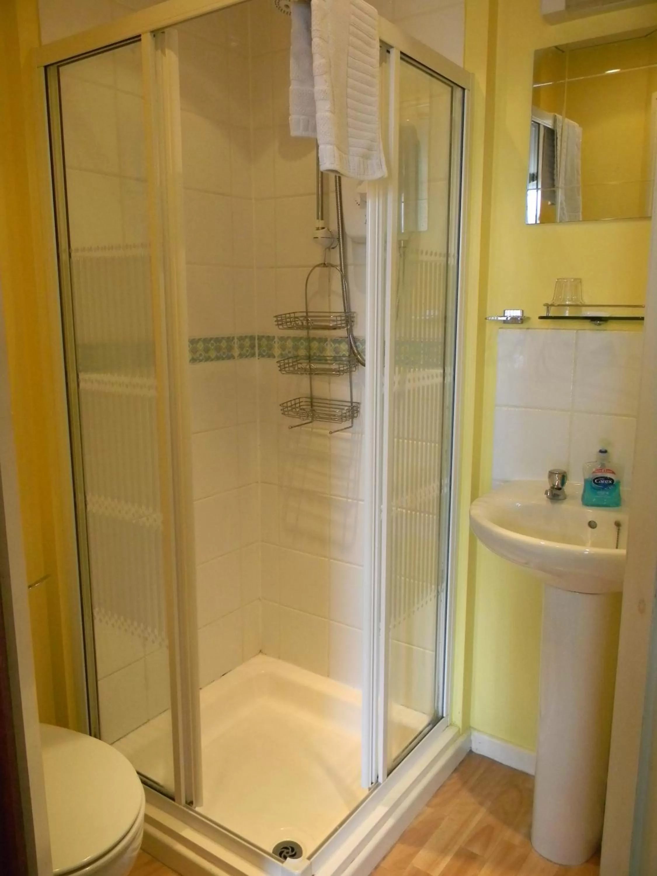 Bathroom in Springfield Hotel