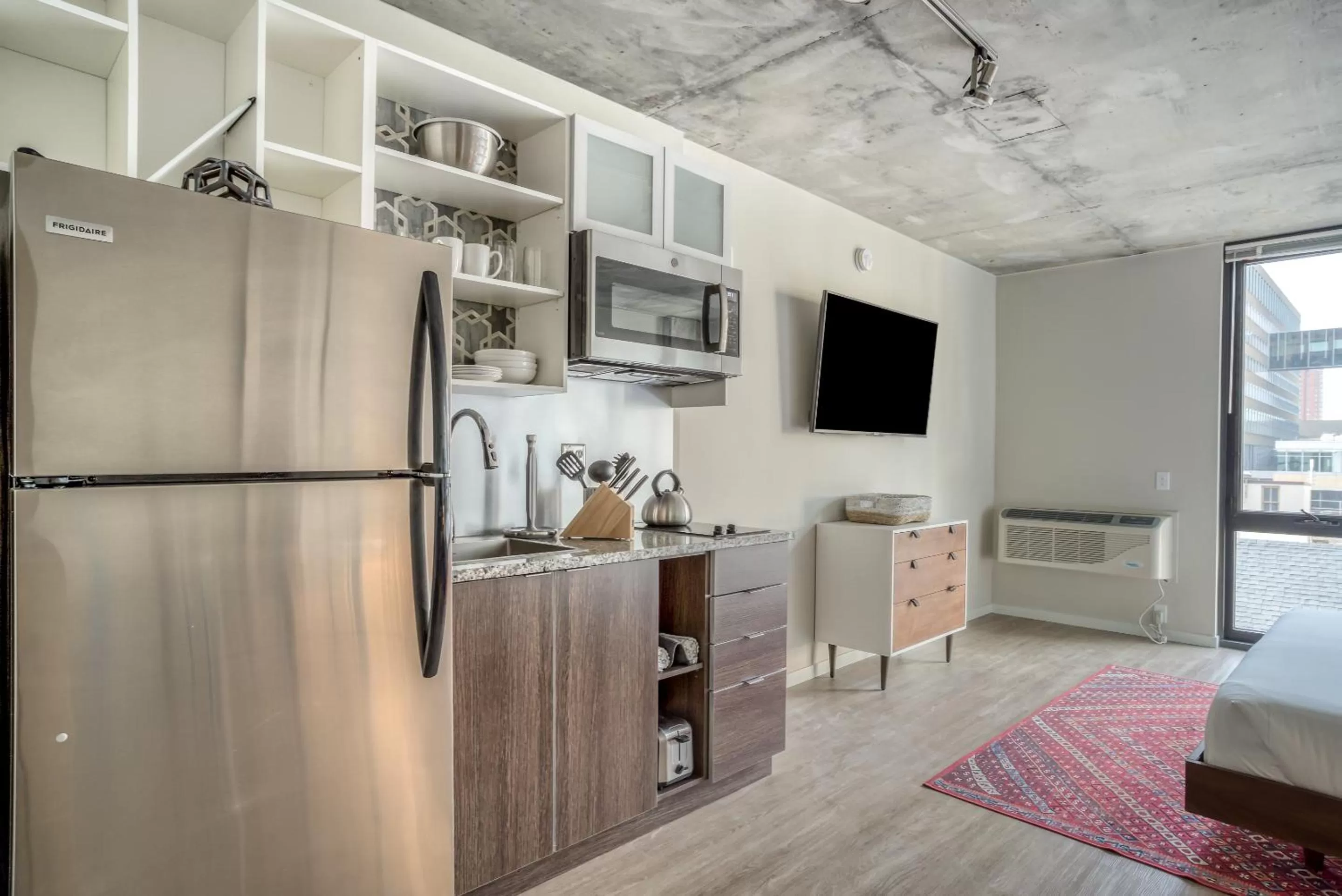 Kitchen/Kitchenette in Mint House Minneapolis - Downtown West