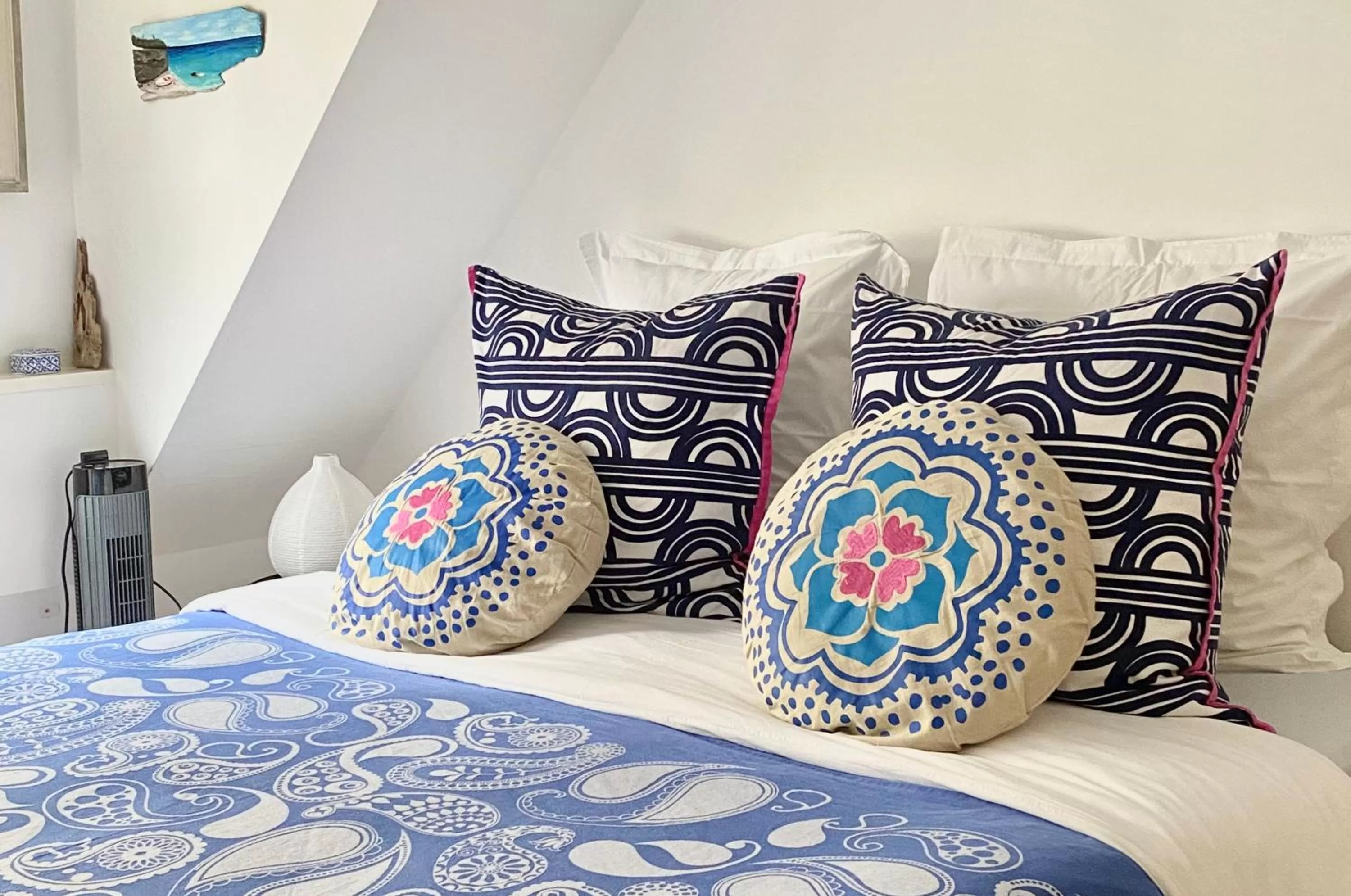 Bed in Romantic Wellness BnB Noordwijk