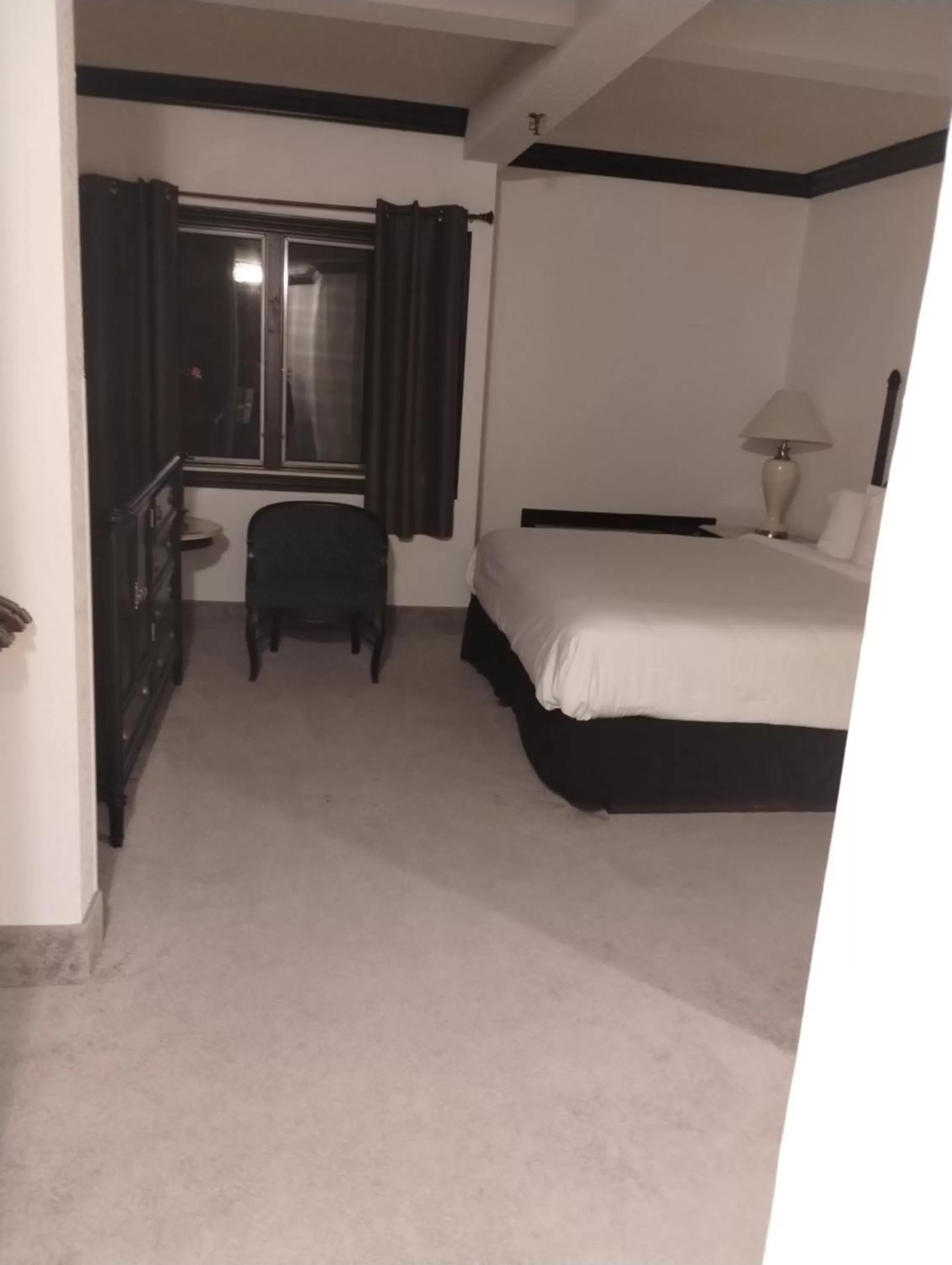 Photo of the whole room, Bed in Bay Valley Resort