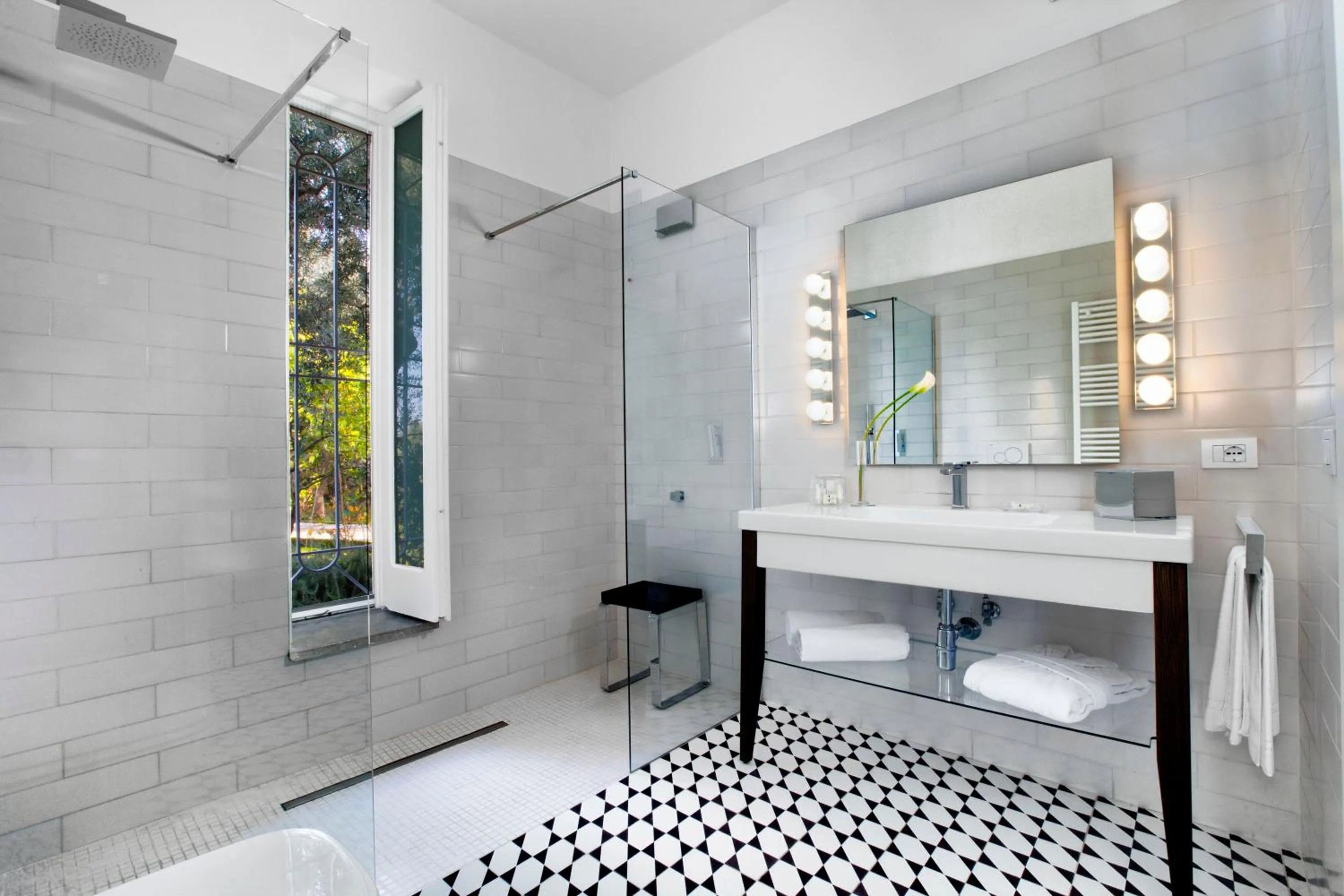 Bathroom in Villa Oriana Relais