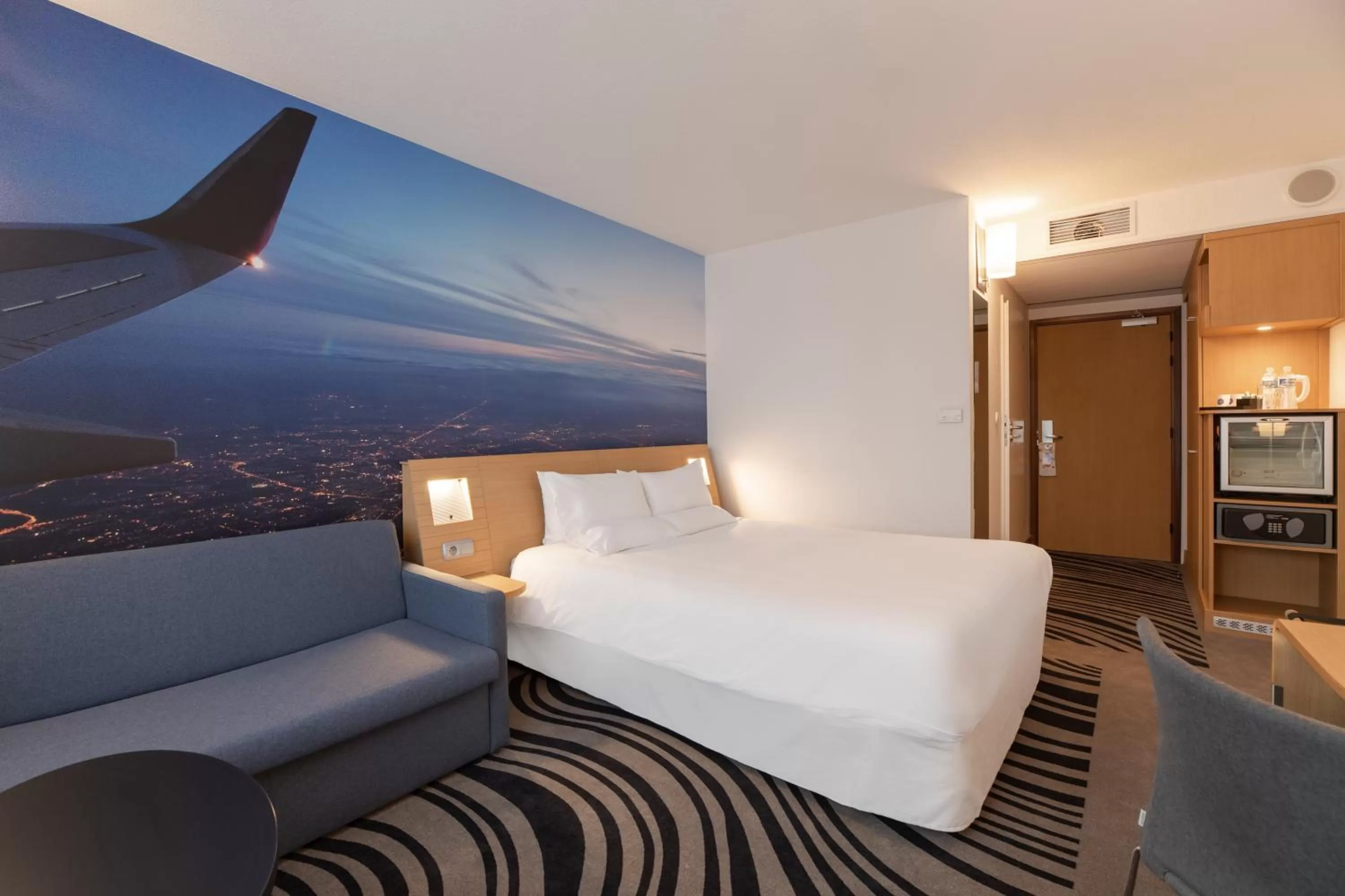 Bed in Novotel Wrocław City