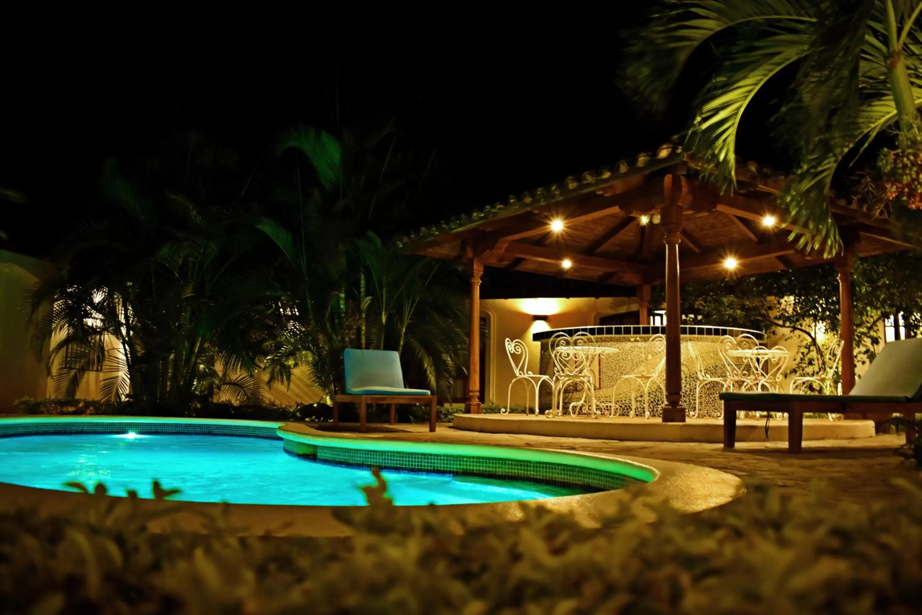 Swimming Pool in Hotel Boutique Adela