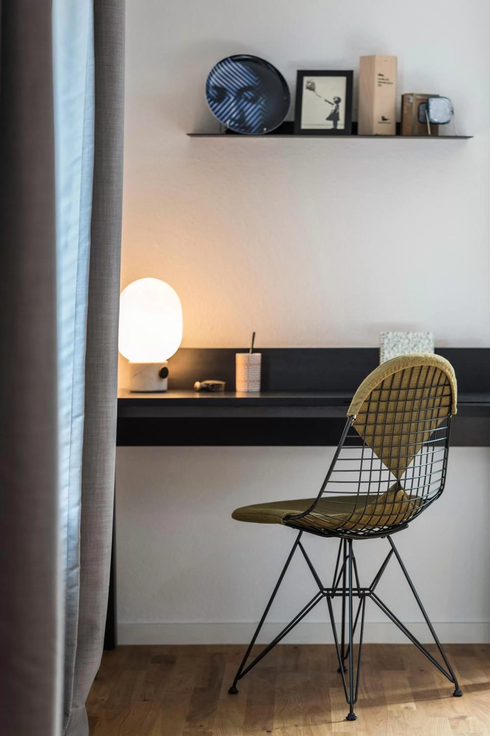 Decorative detail in Genusshotel Krone & Roadtrips bei Basel