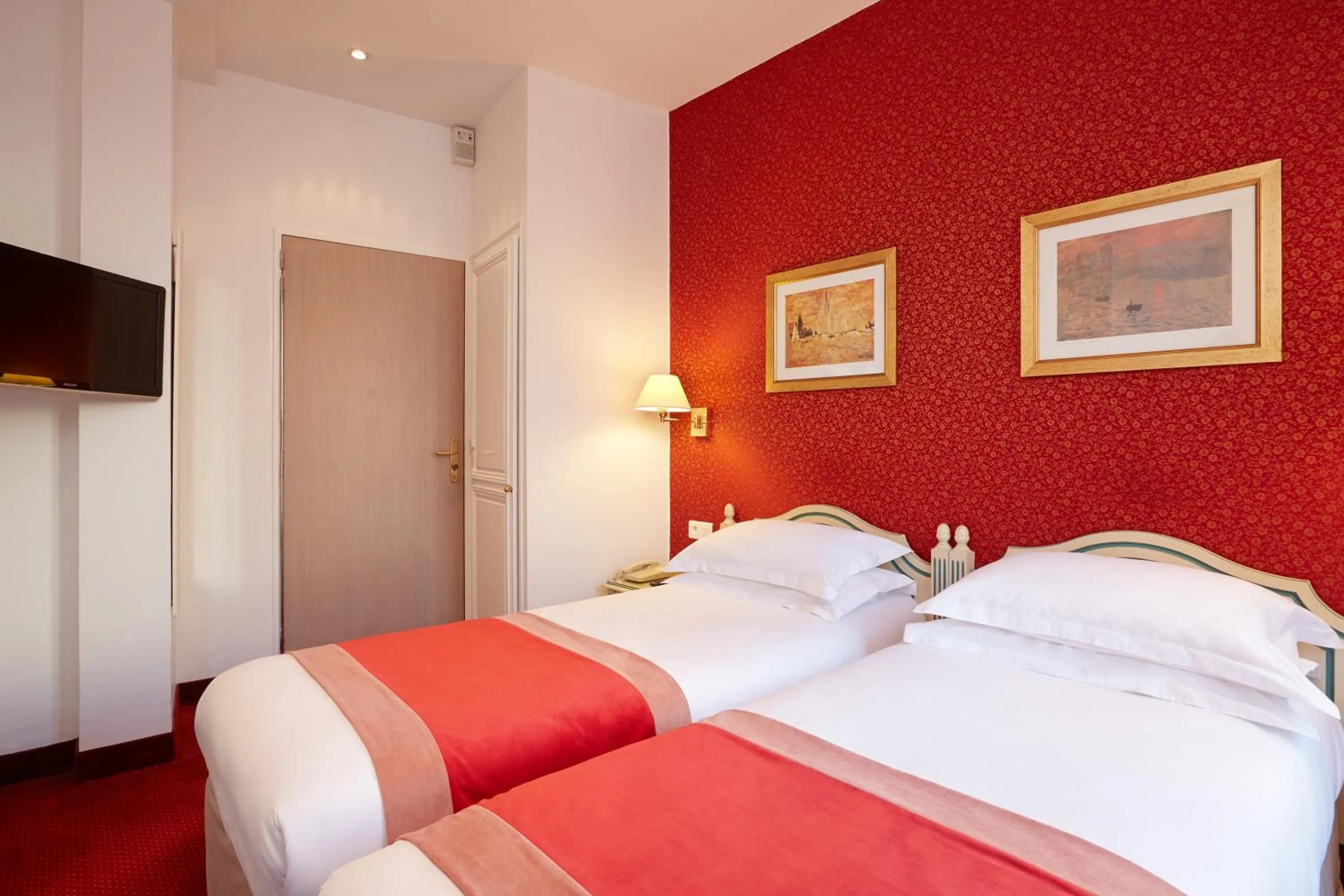 Twin Room in Austin's Saint Lazare Hotel