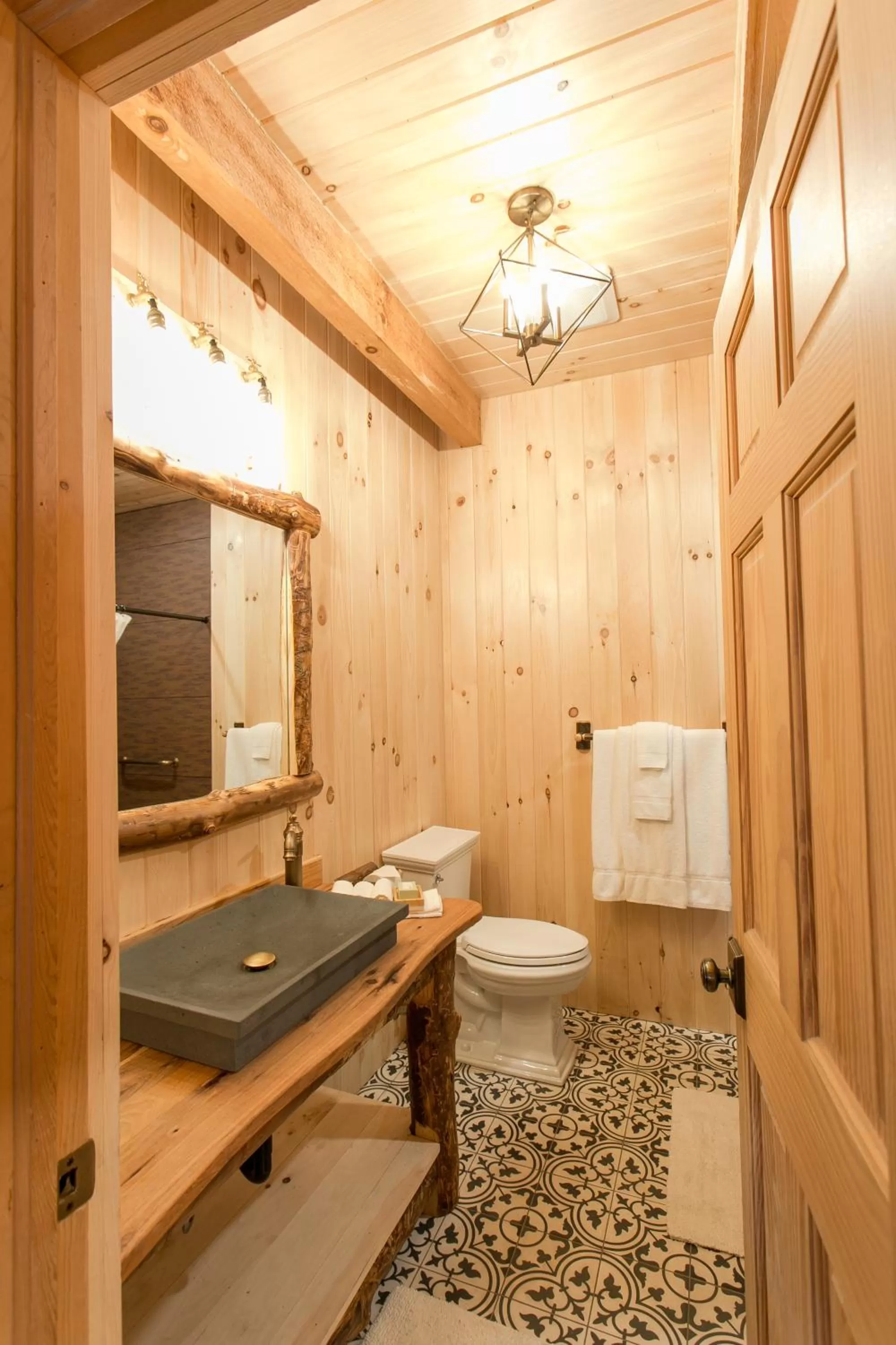 Bathroom in Coblentz Country Lodge by Amish Country Lodging