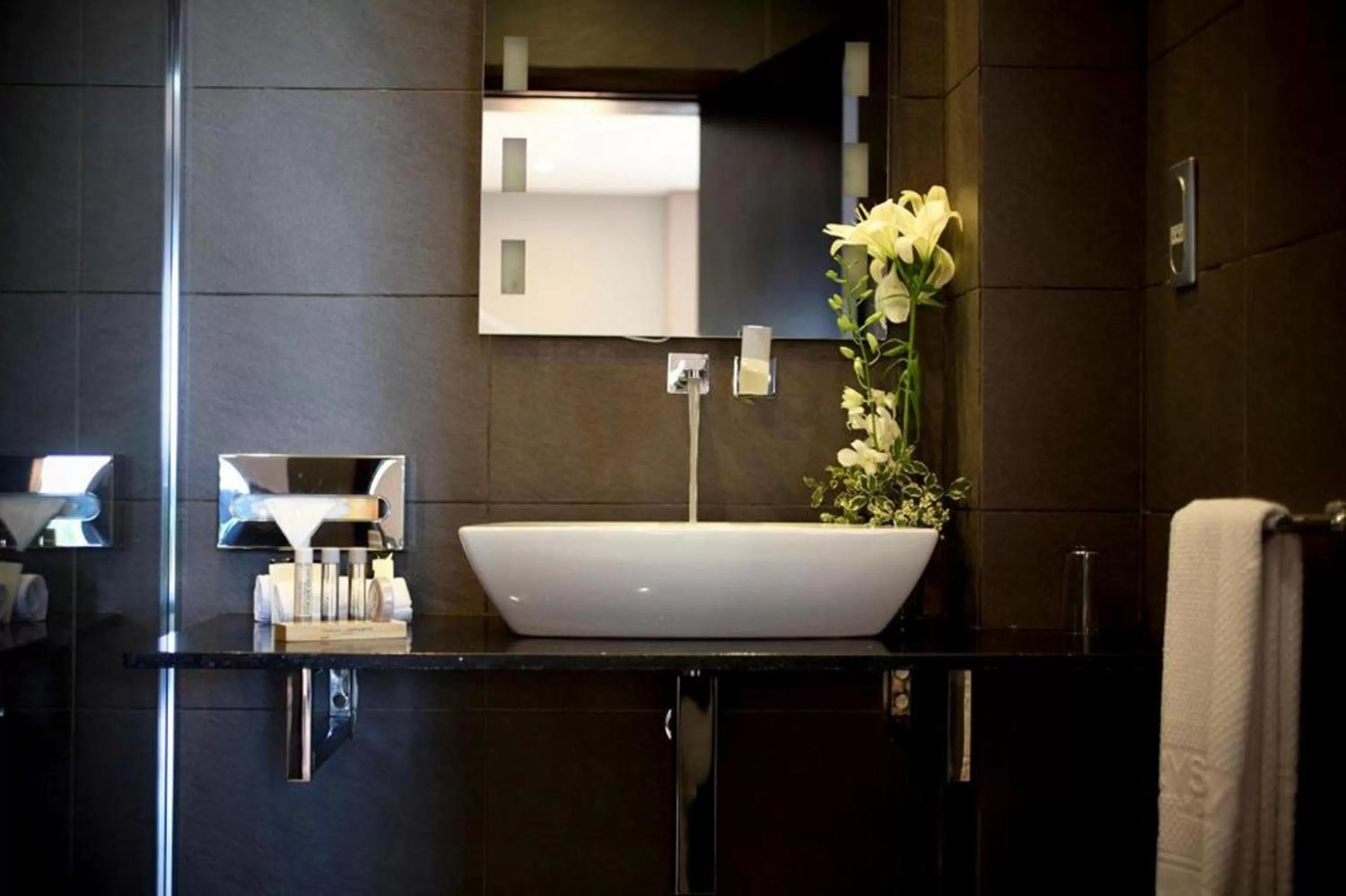 Bathroom in Rysara Hotel