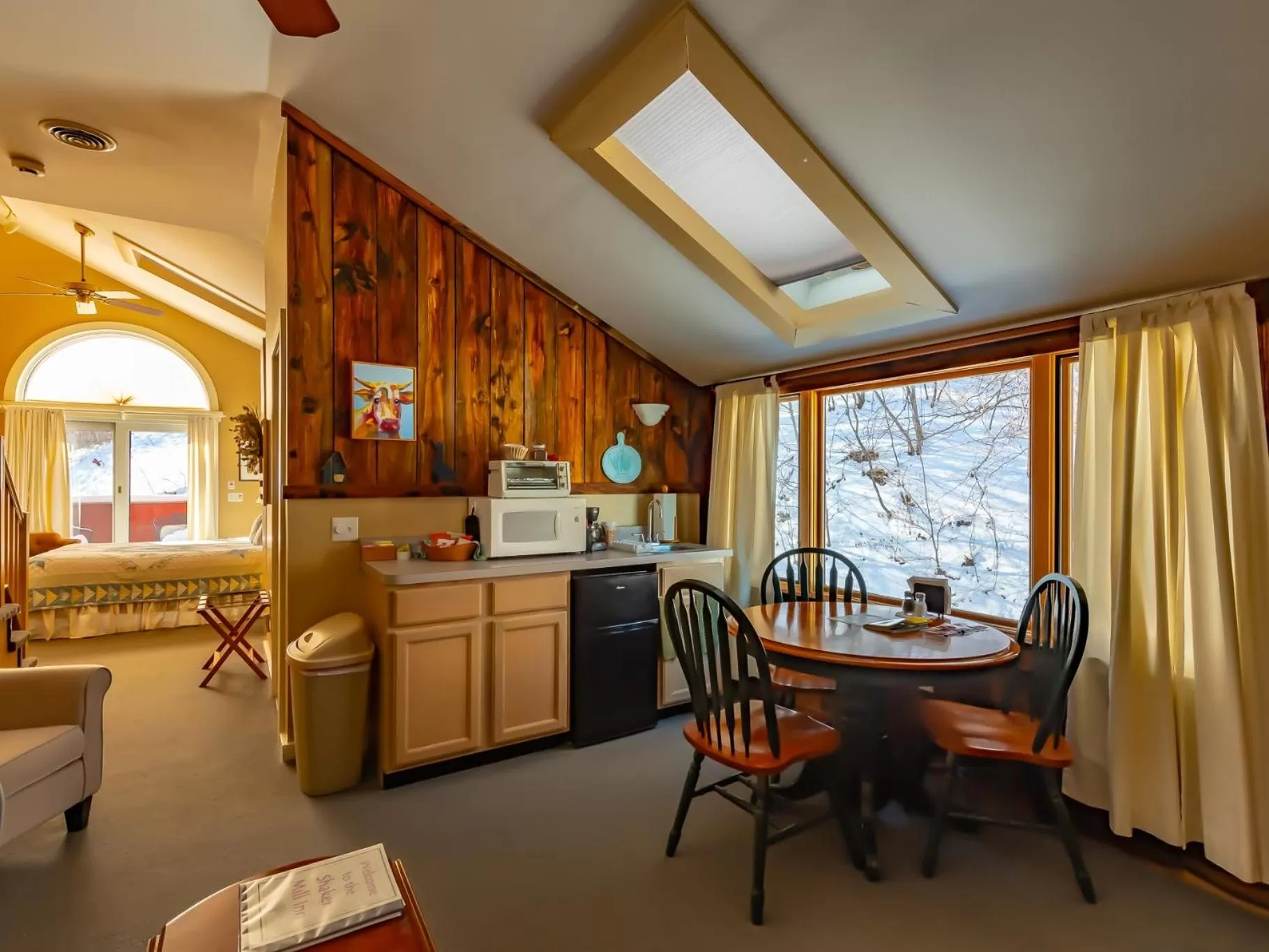 Bedroom in Shaker Mill Inn