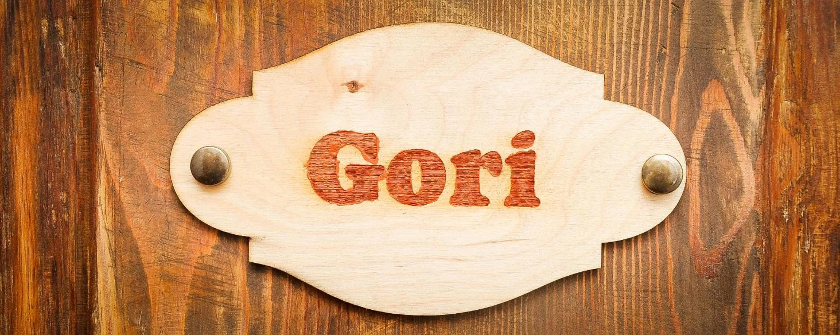 Decorative detail in Palm Hotel