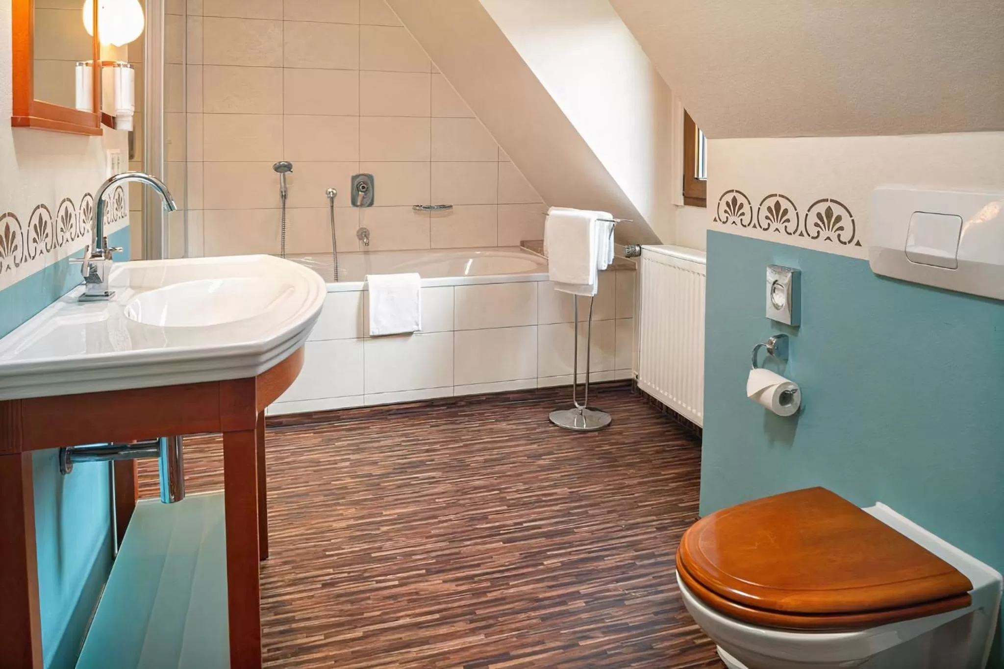 Bathroom in Weinhotel Landsknecht