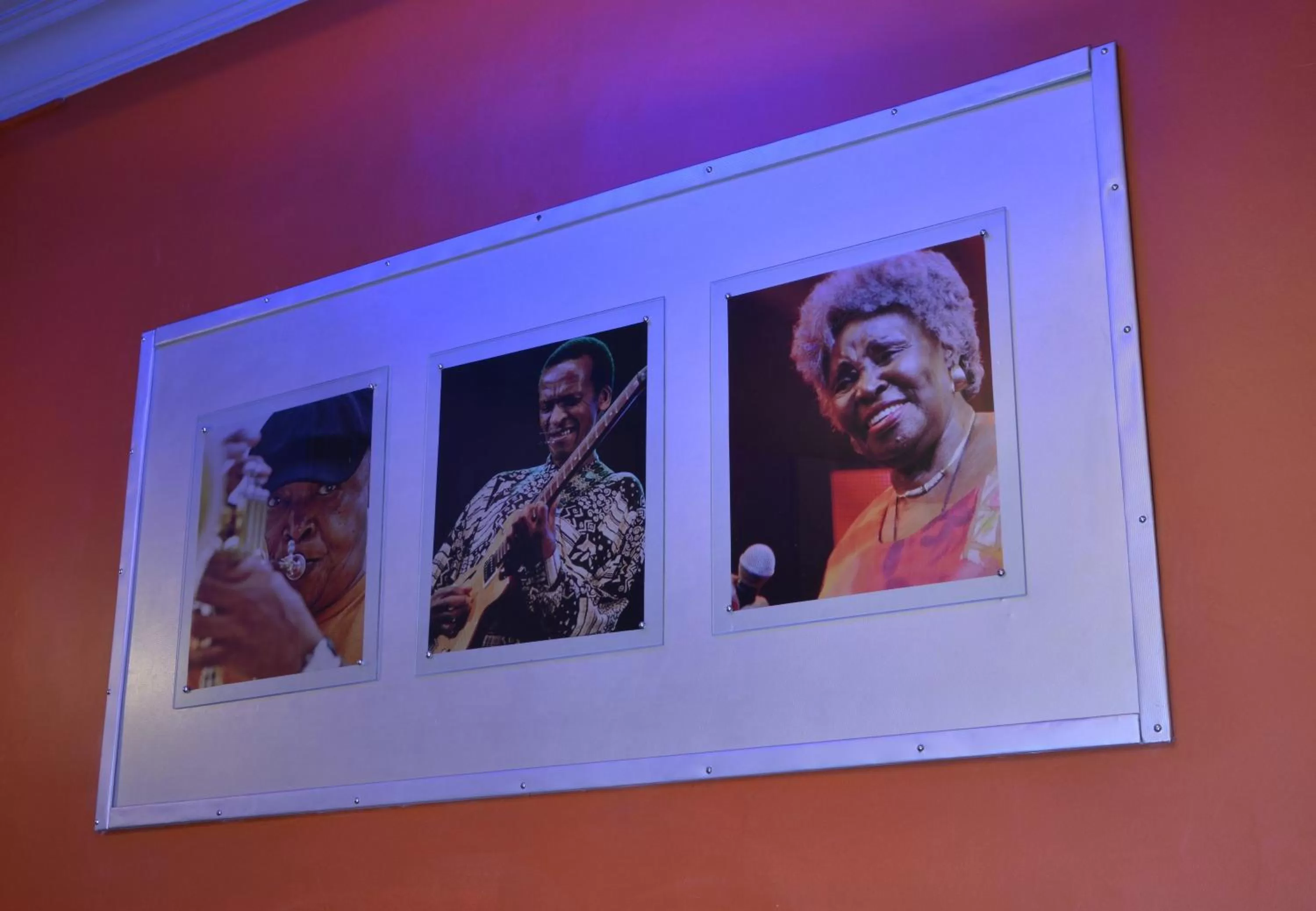 Decorative detail in Cresta Jameson Hotel