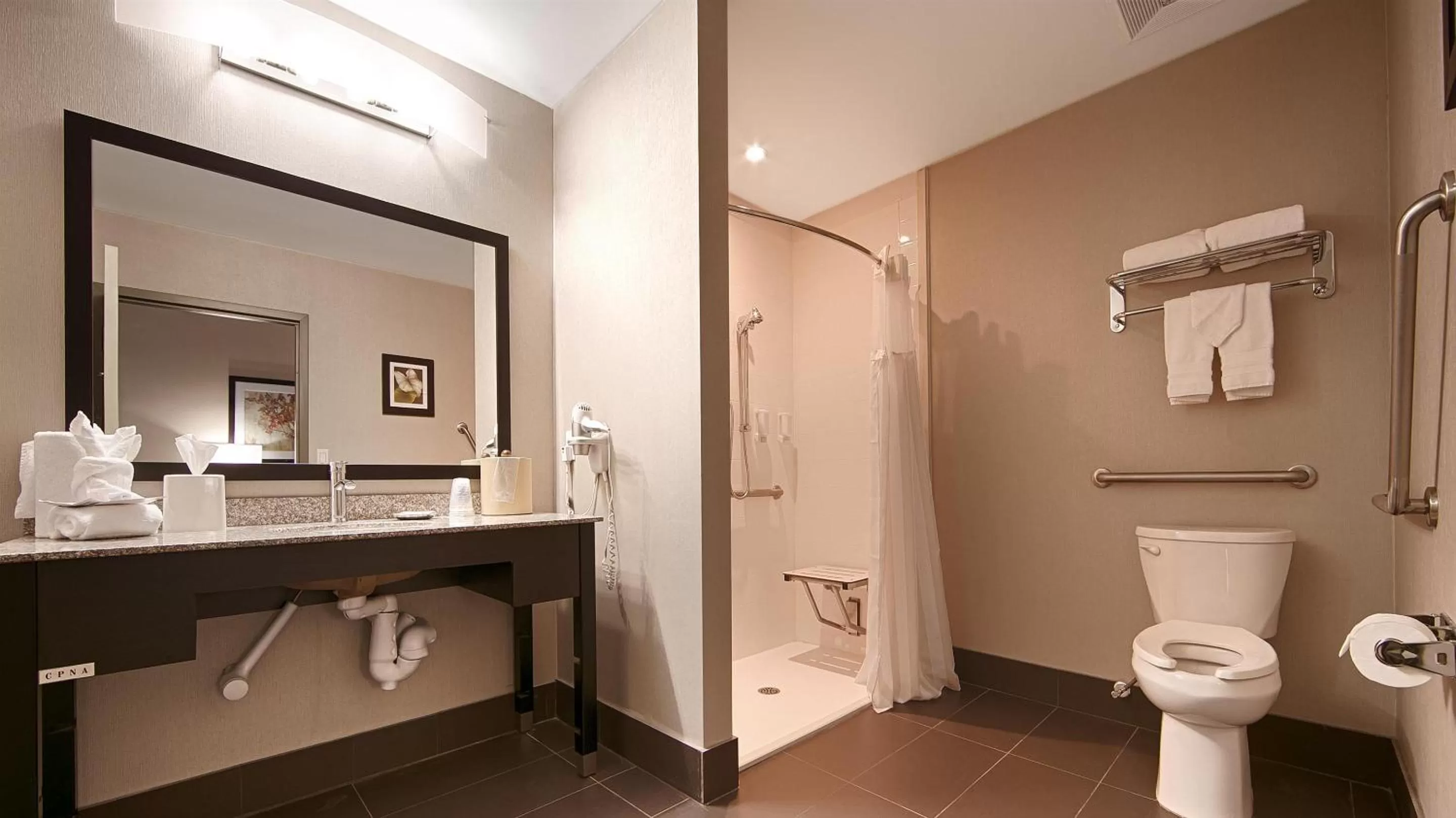 King Suite with Roll-In Shower - Disability Access in Best Western Plus Fergus Hotel