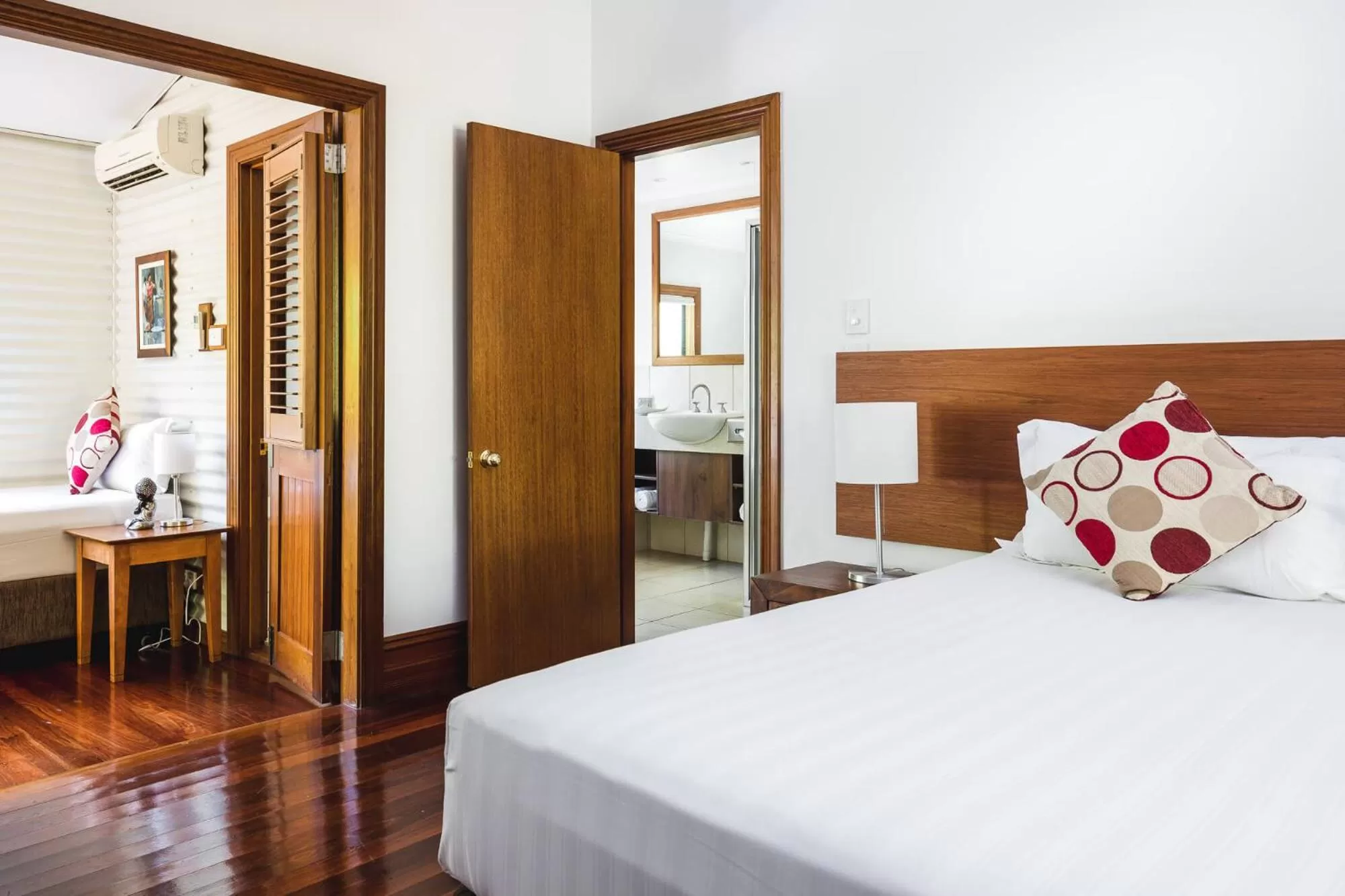 Bedroom, Bed in Cable Beach Club Resort & Spa