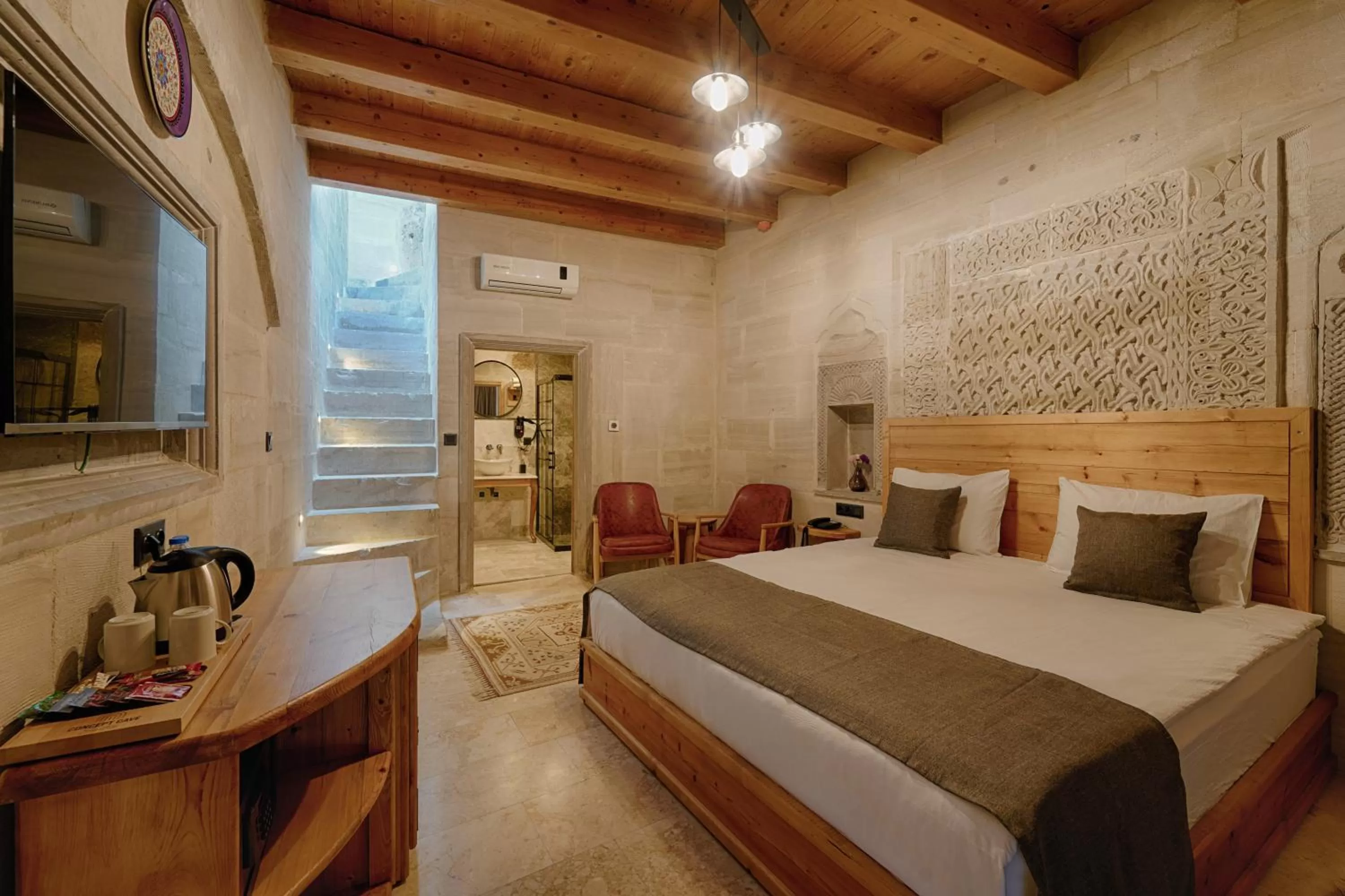 Photo of the whole room in Concept Cave House