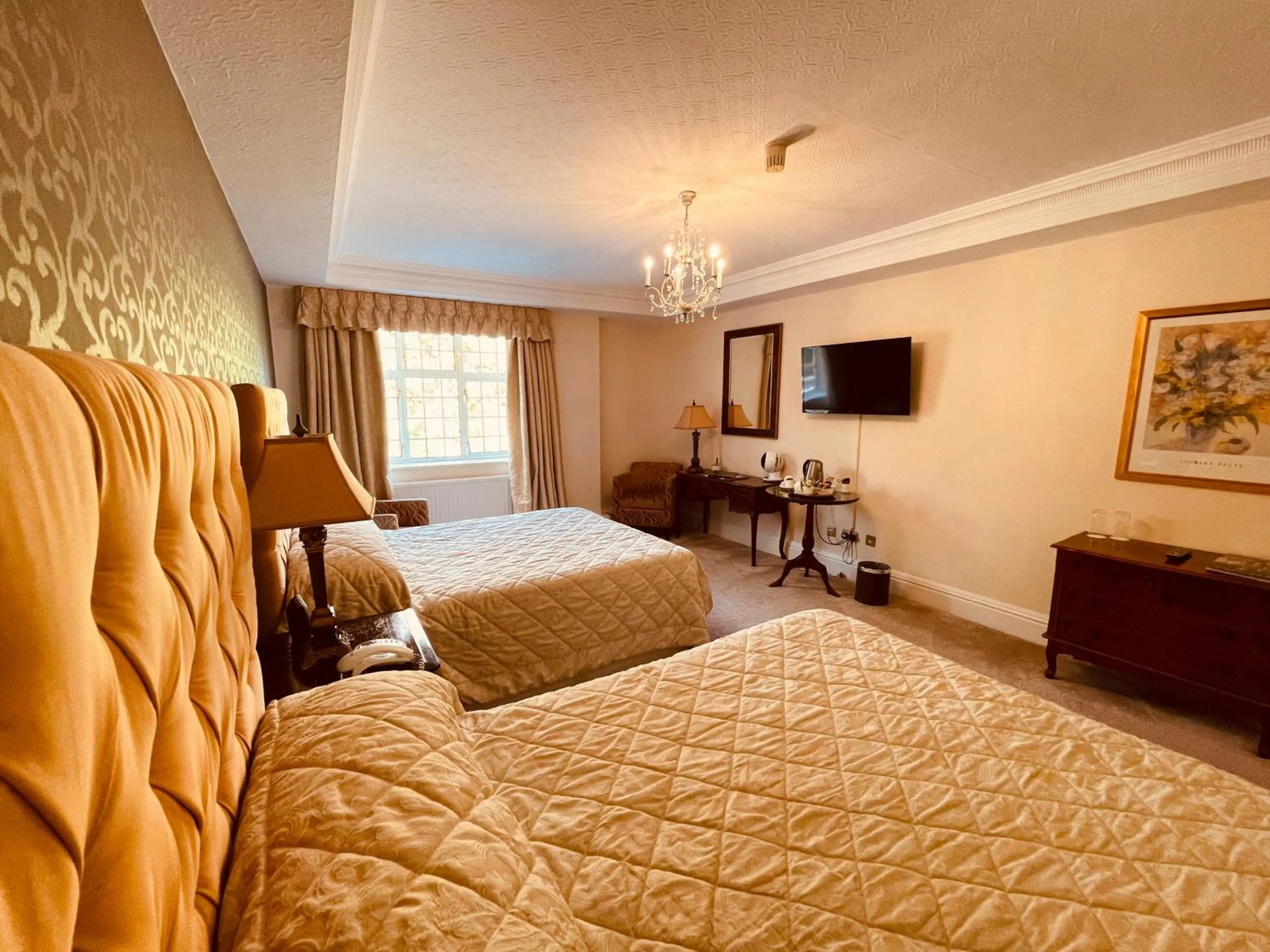 Photo of the whole room, Bed in Nuthurst Grange Country House Hotel & Restaurant