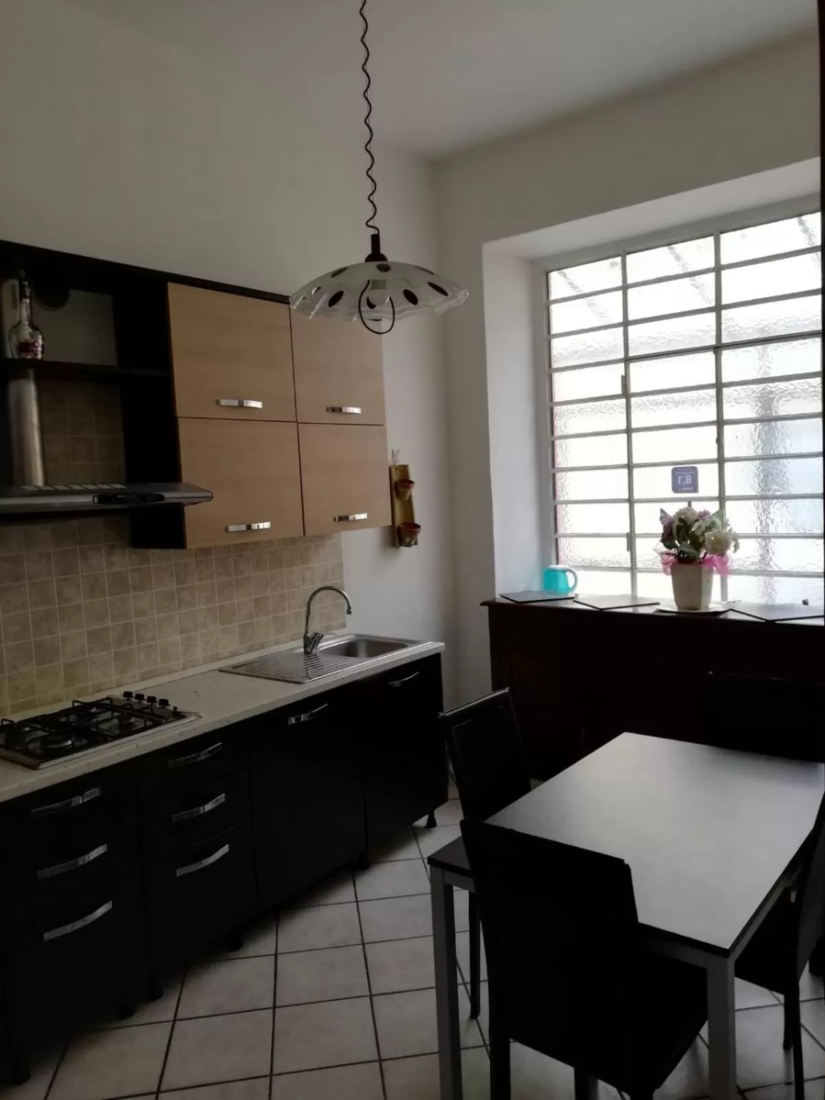 Communal kitchen in B&B Smeraldo Airport