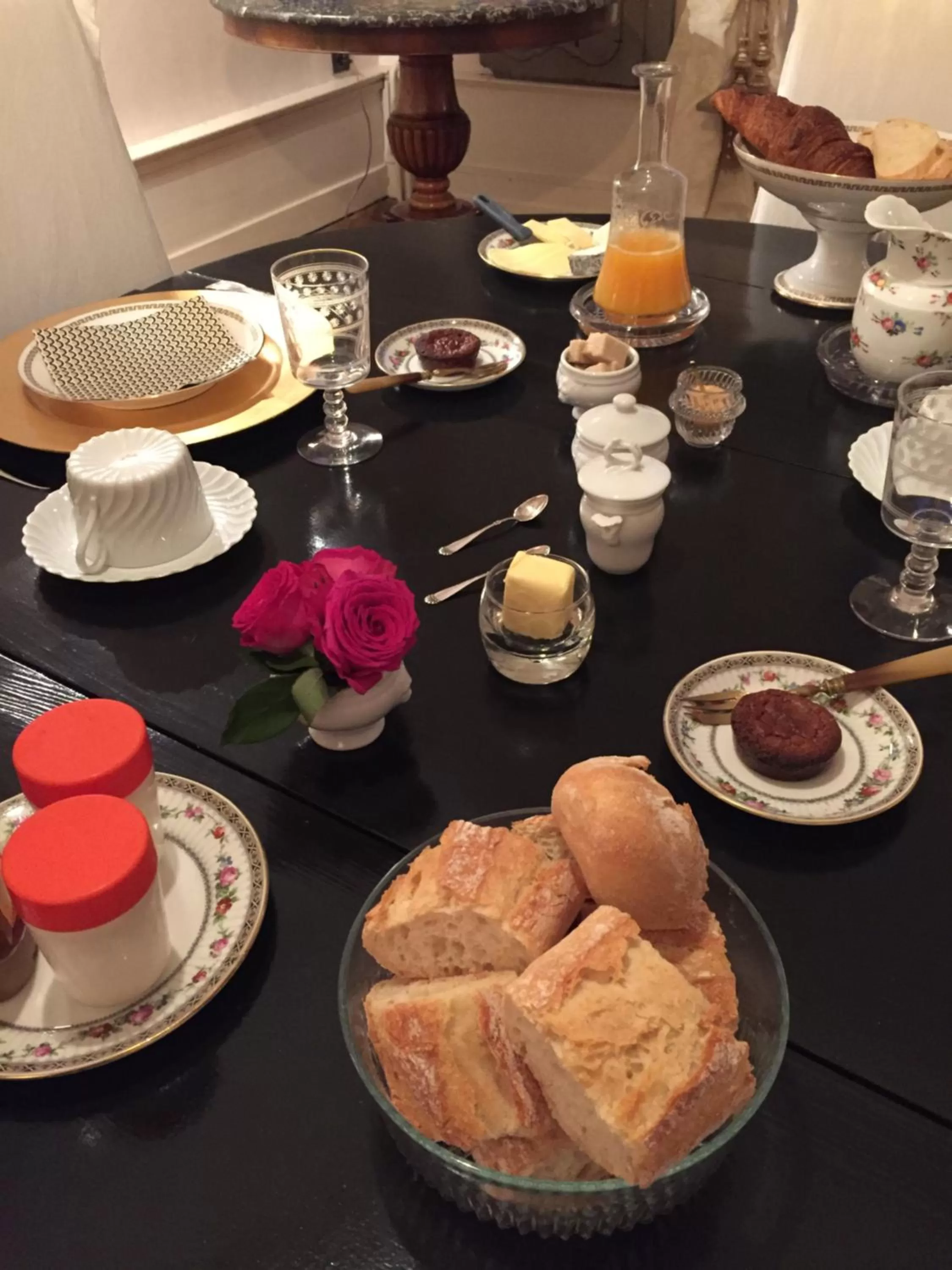 Au 16 Place Saint Louis