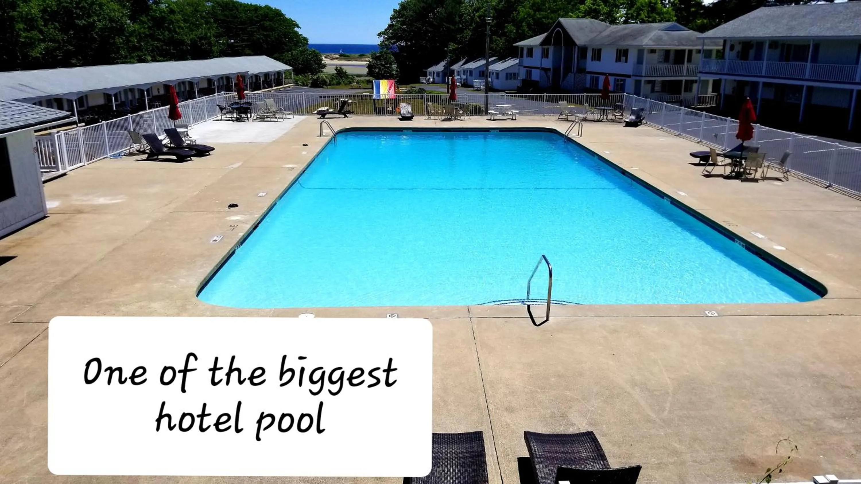 Day in Ogunquit Tides