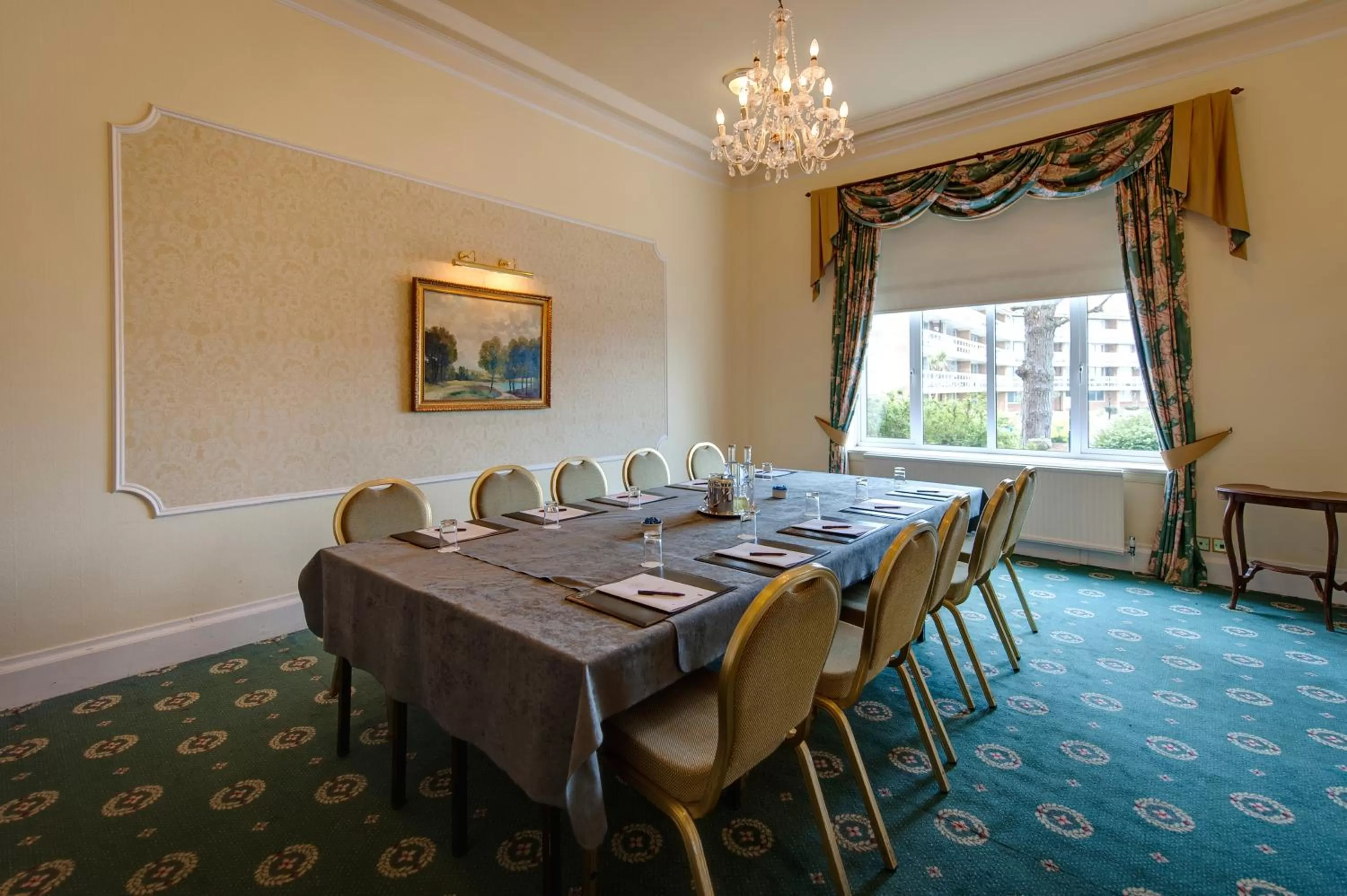 Banquet/Function facilities in Hydro Hotel