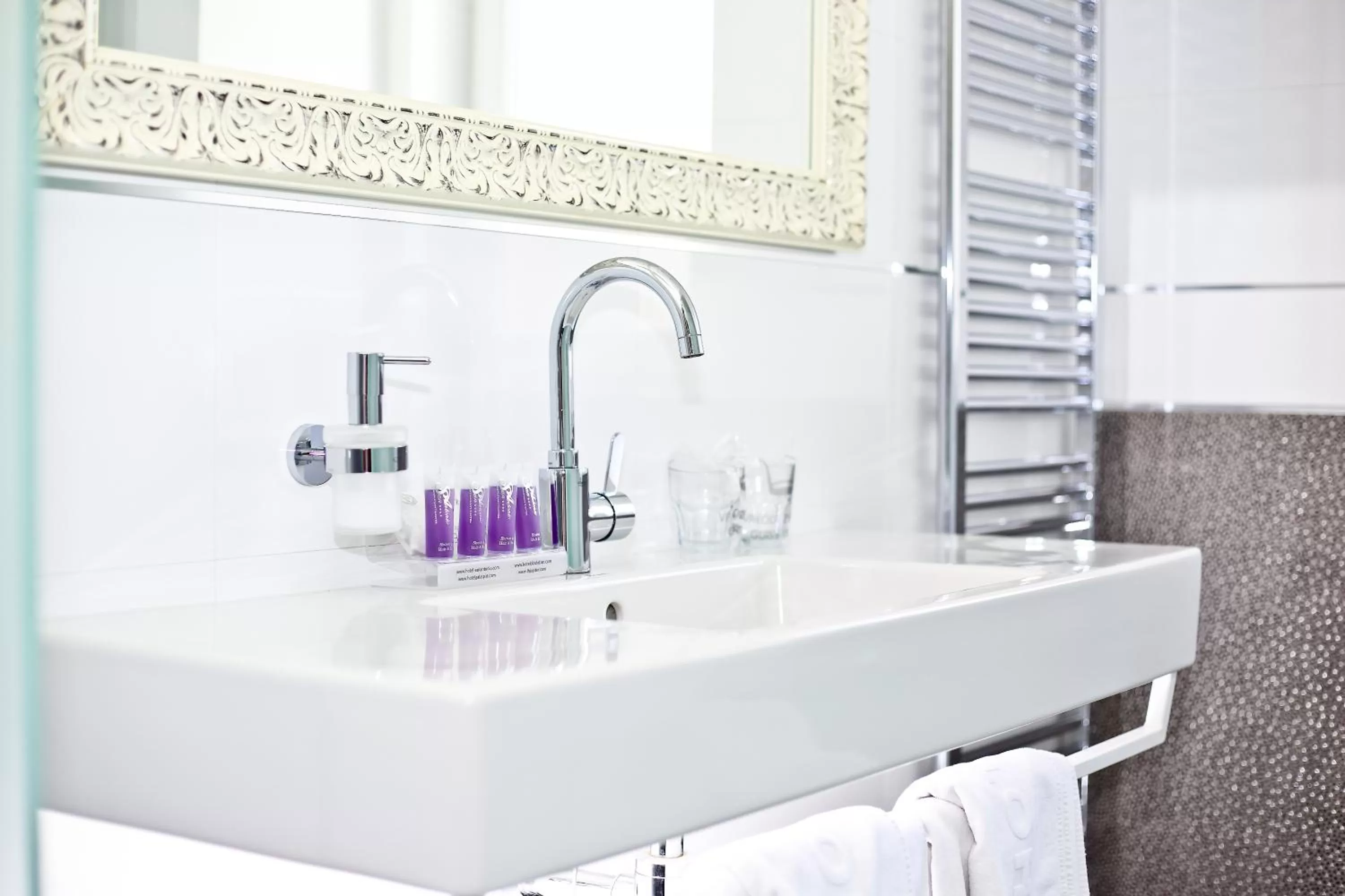 Bathroom in Hotel San Antonio