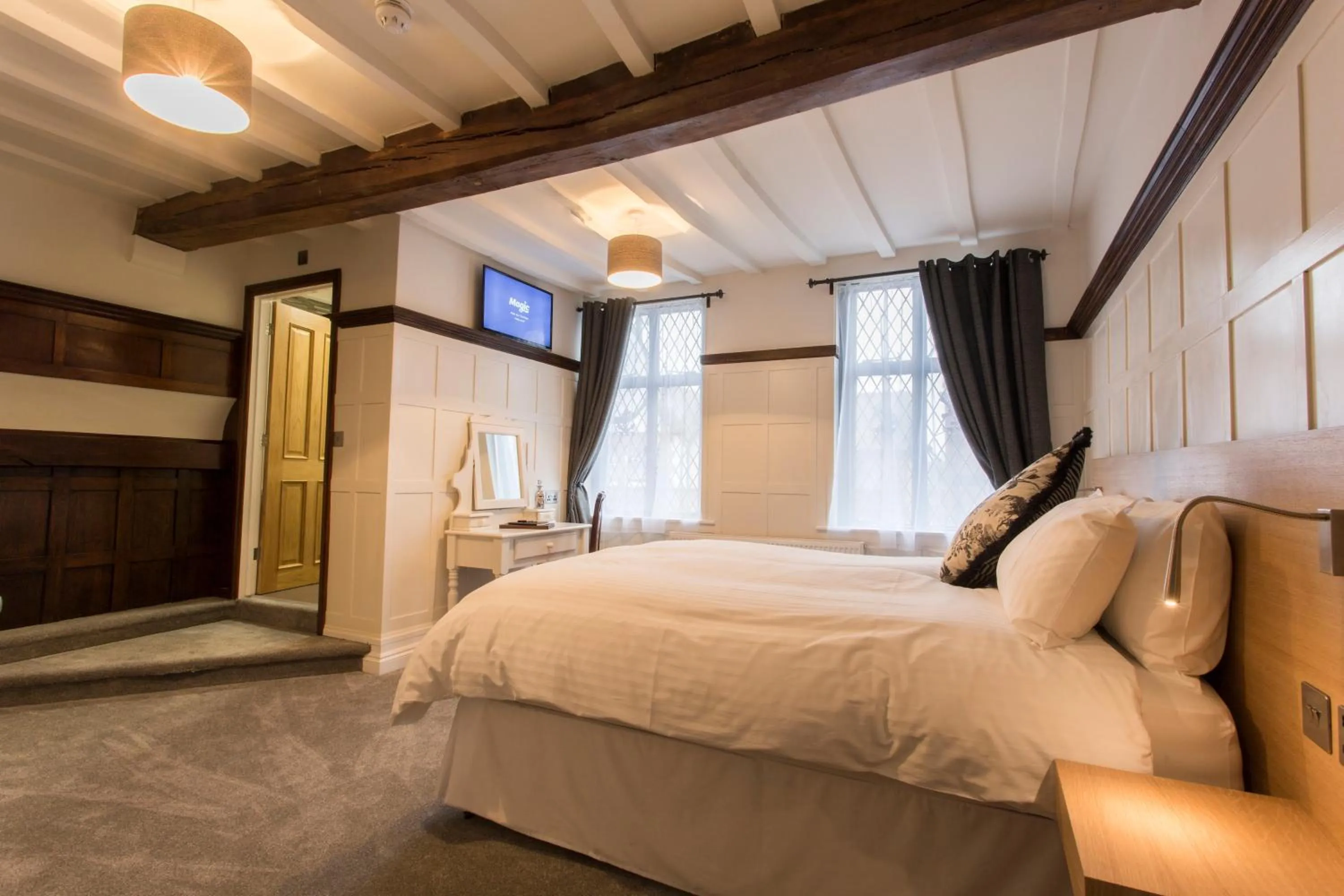 Bed in The White Hart Hotel