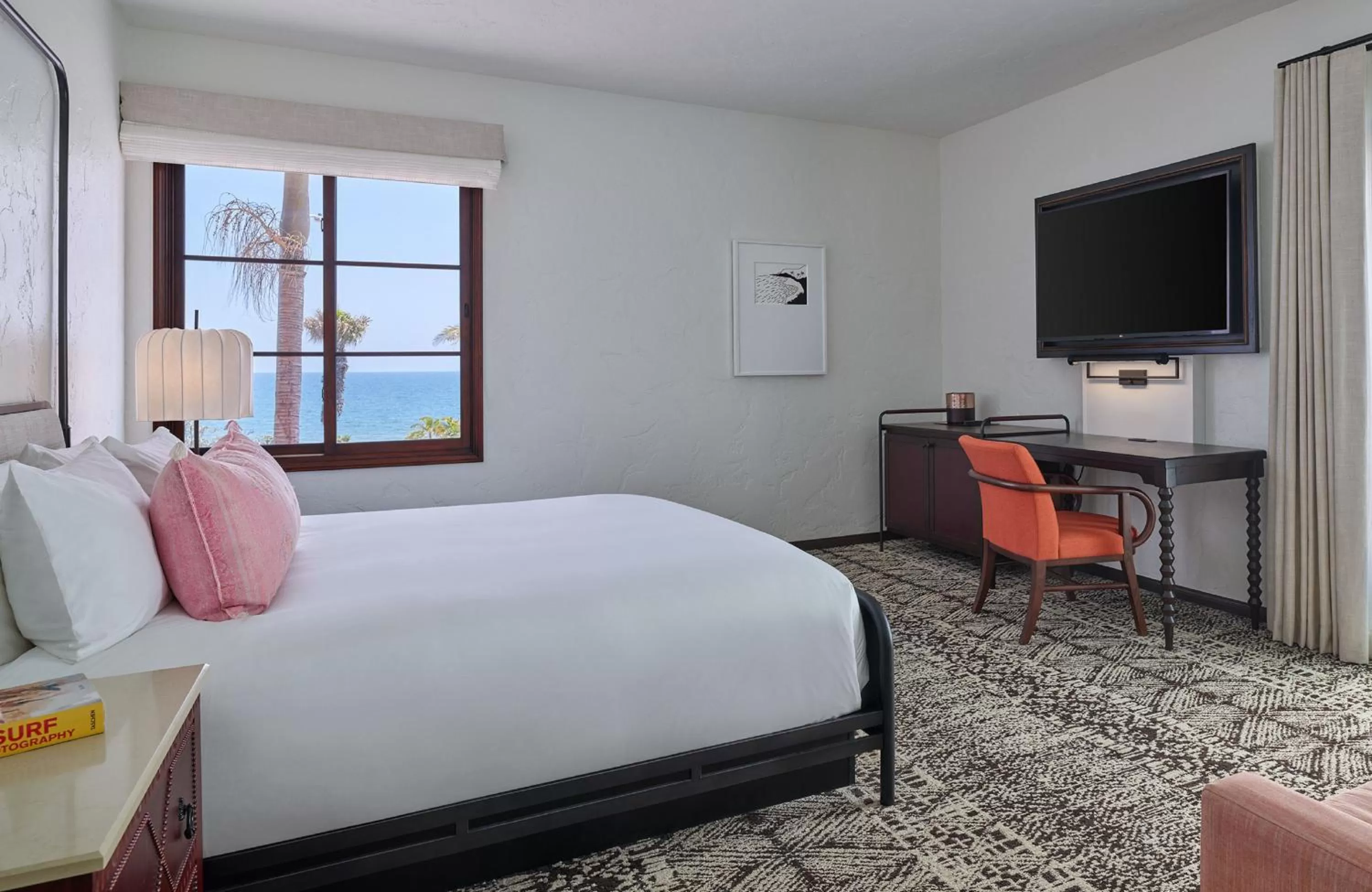 Corner King Room with View in Mar Monte Hotel, in The Unbound Collection by Hyatt