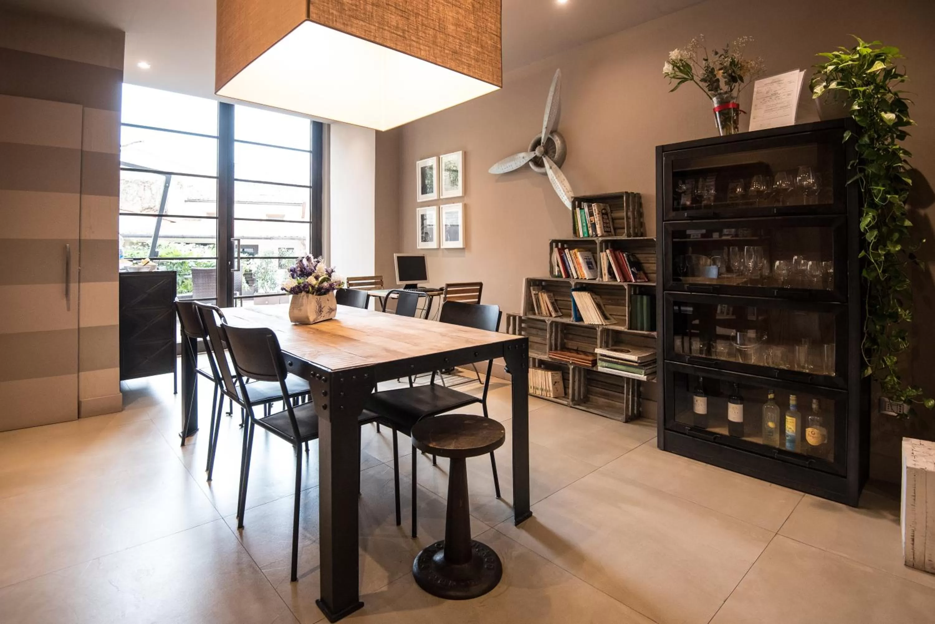 Library in Hotel Orcagna