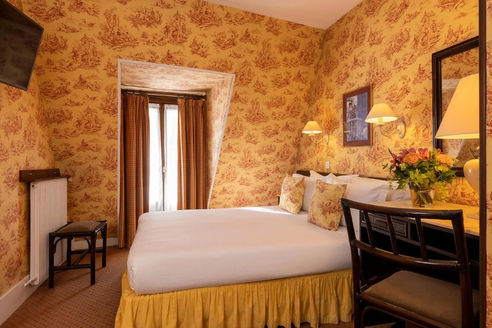 Bed in Hotel Clément