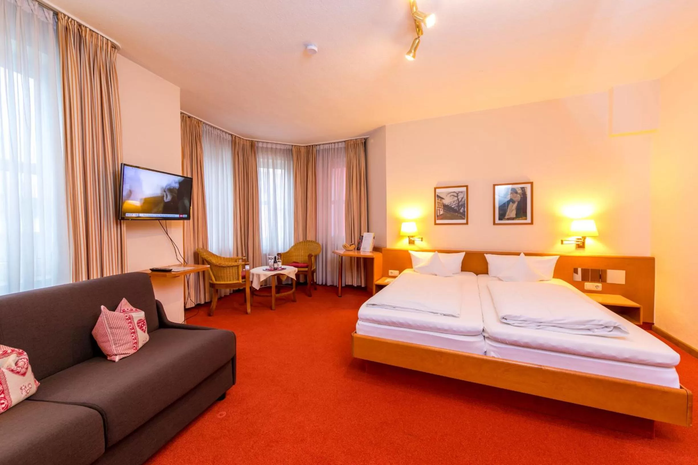 Photo of the whole room, Bed in CityHotel Kempten