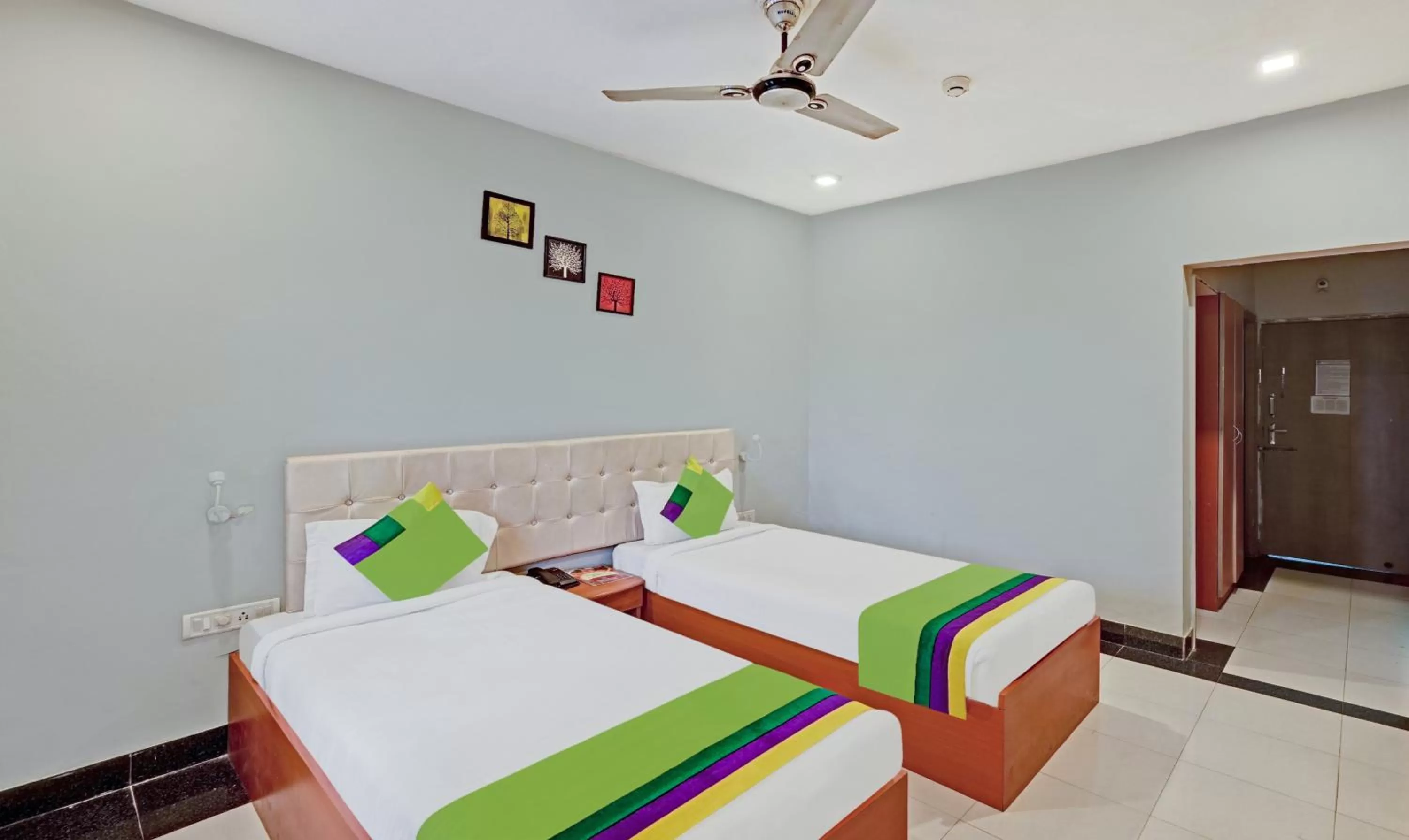 Bedroom, Bed in Treebo Sidhartha International Baliapanda