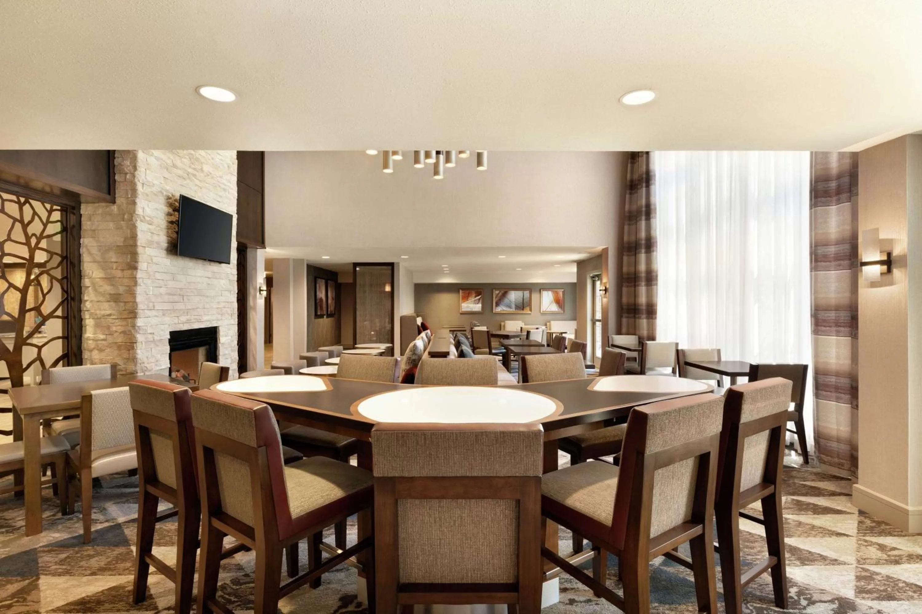 Lobby or reception in Homewood Suites by Hilton Portland Airport