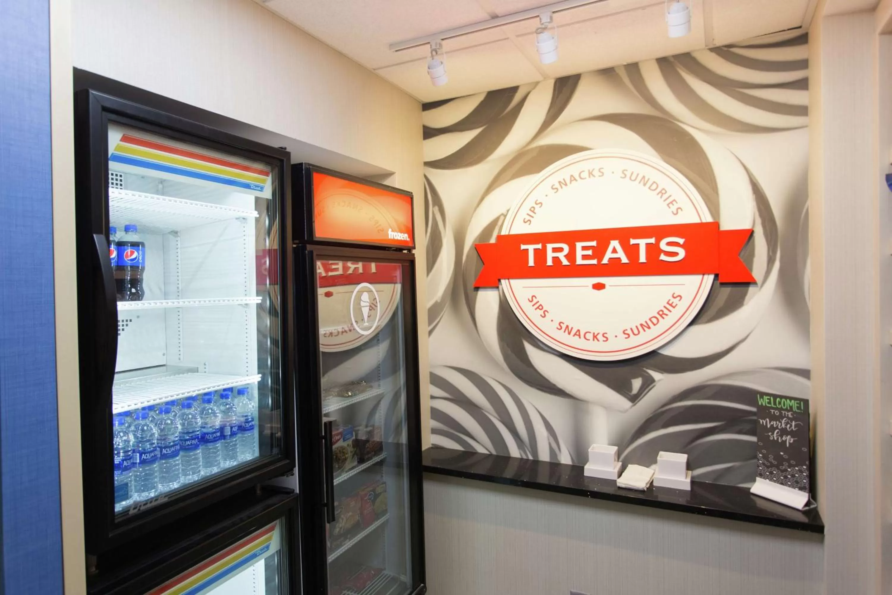 Restaurant/places to eat in Hampton Inn & Suites Ankeny