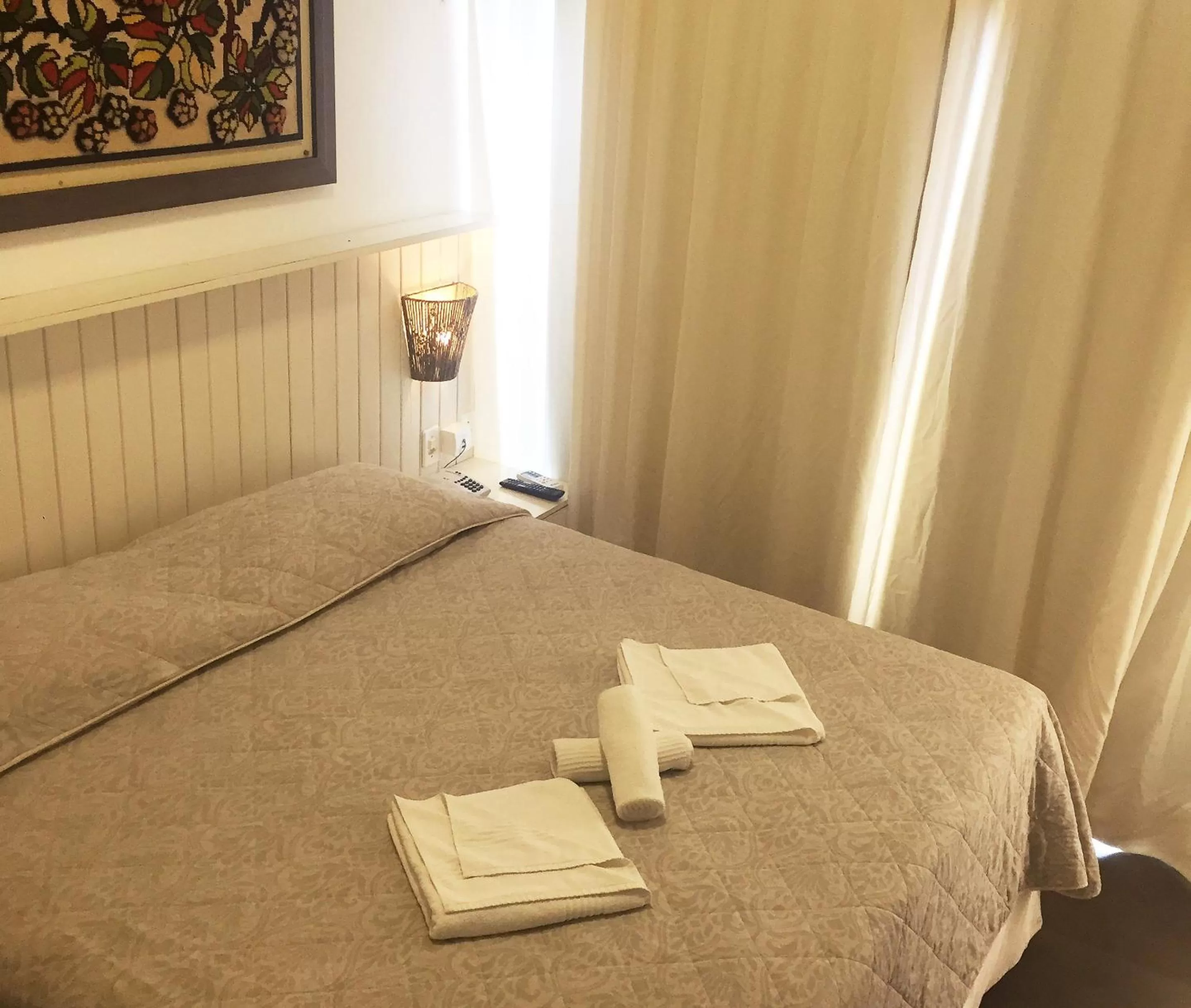 Bedroom, Bed in Pousada Canto da Vigia