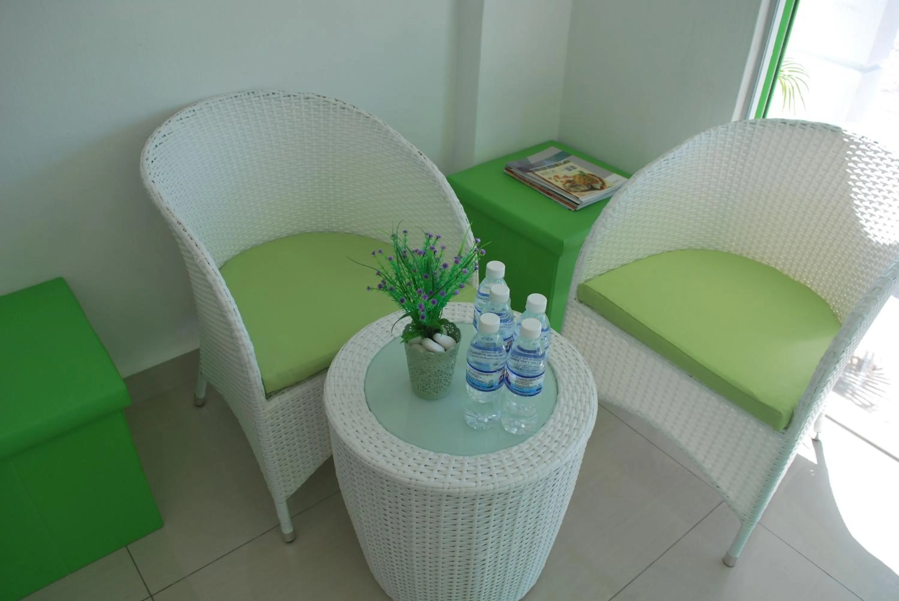 Facade/entrance in Apple Inn Hotel