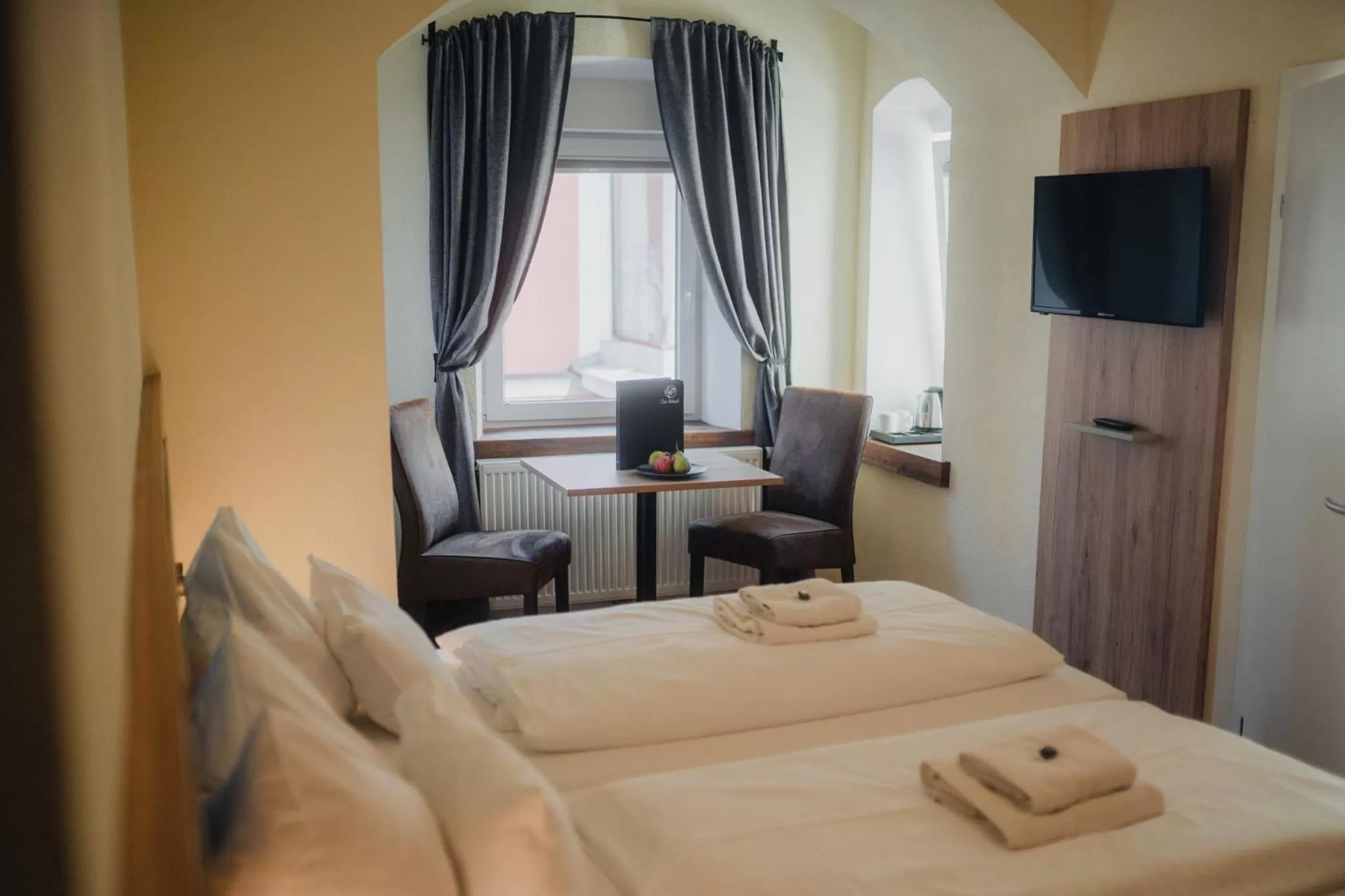 Bed in Hotel Restaurant DAS RÖSSL