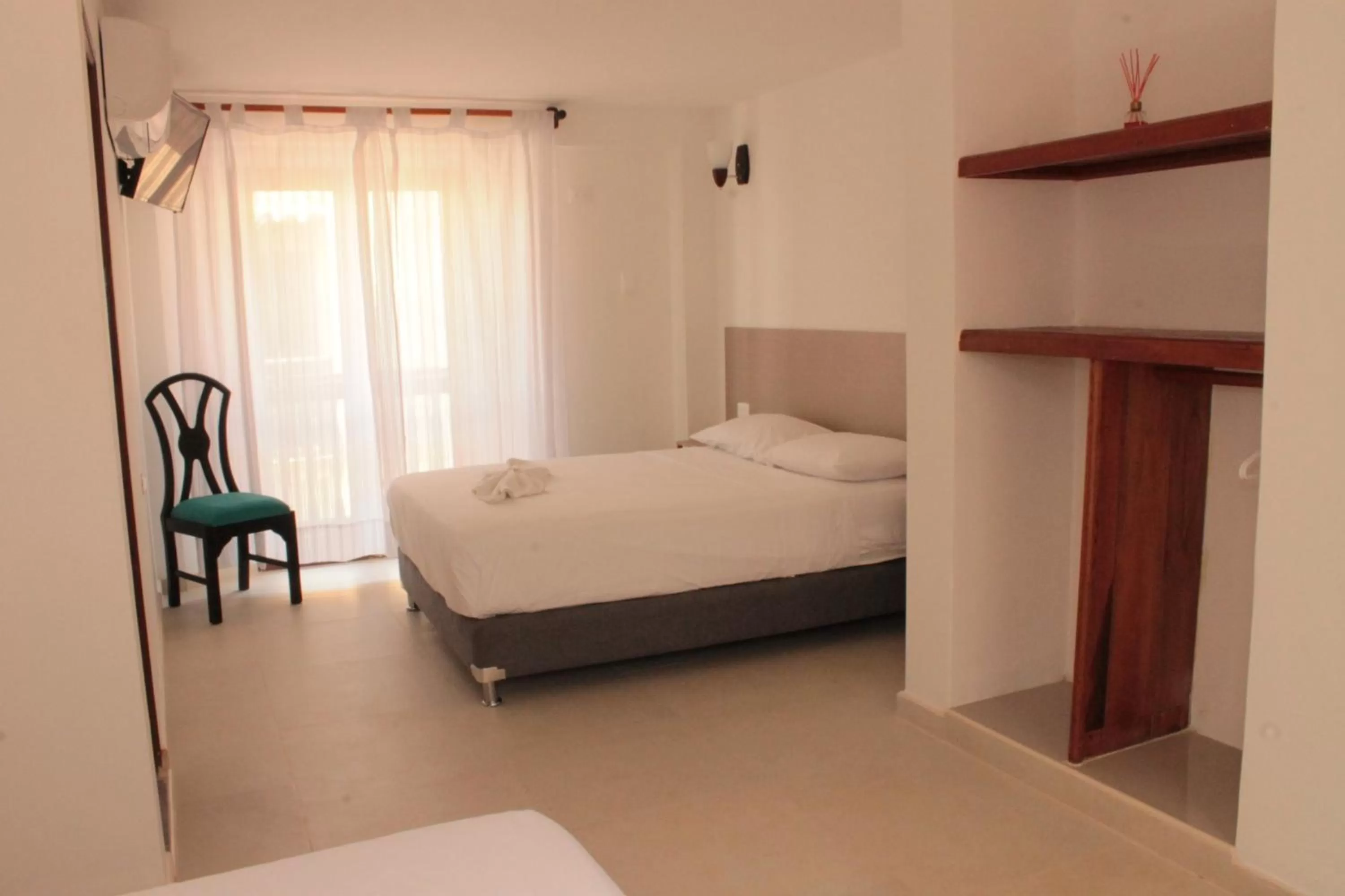 Bedroom, Bed in Akel House Hotel