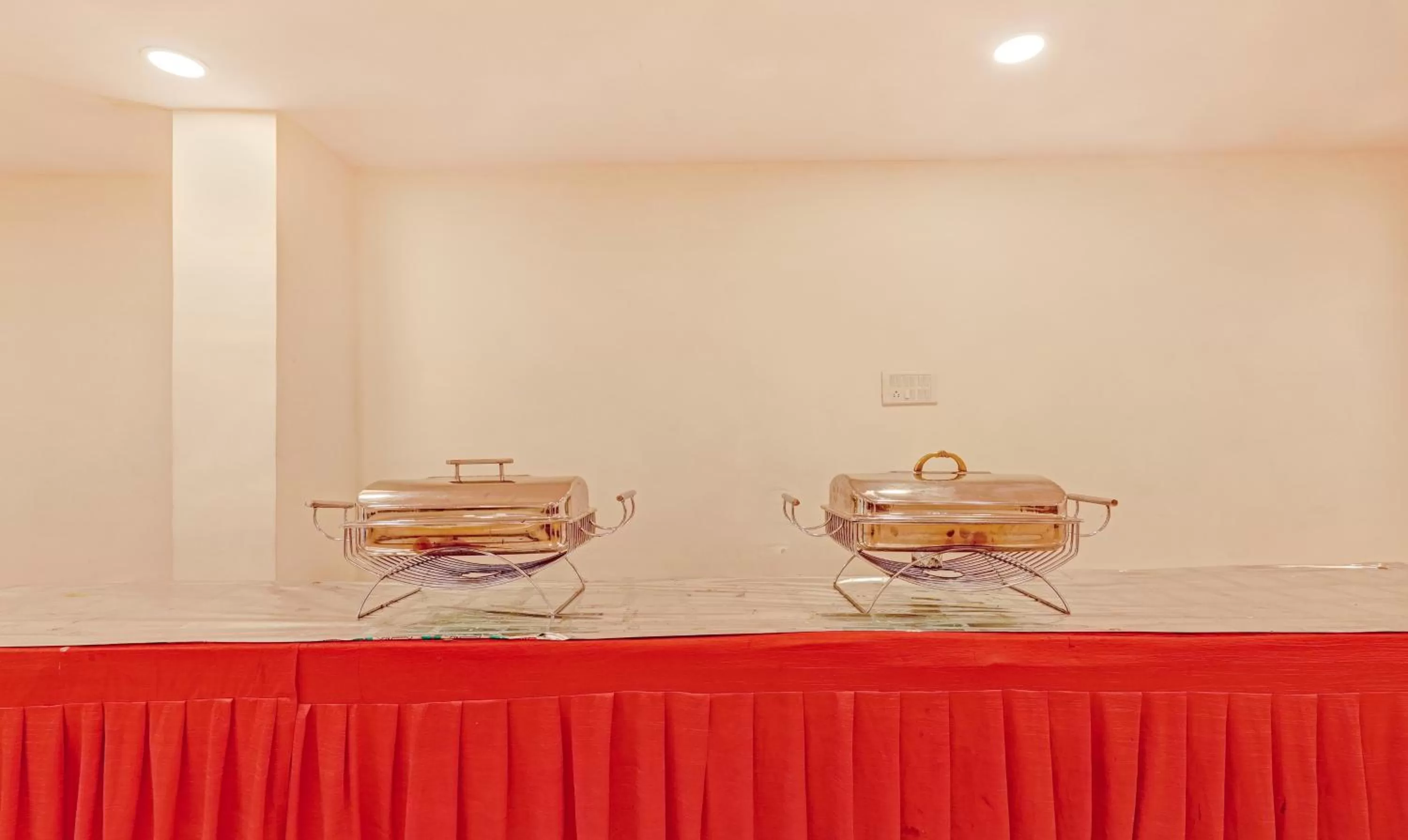 Buffet breakfast in Treebo Silver Stallion