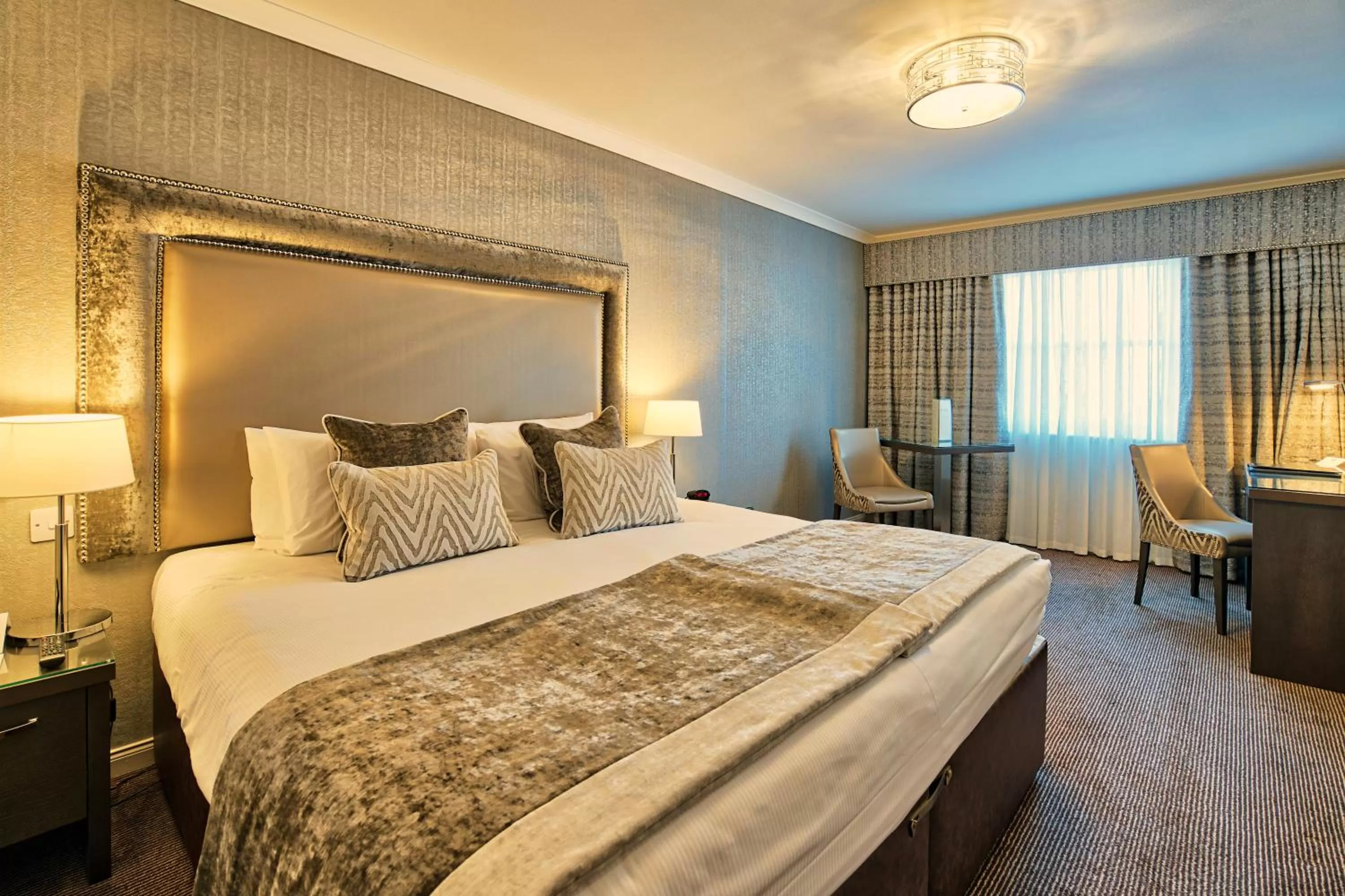 Coffee/tea facilities, Bed in Inverness Palace Hotel & Spa, WorldHotels Distinctive