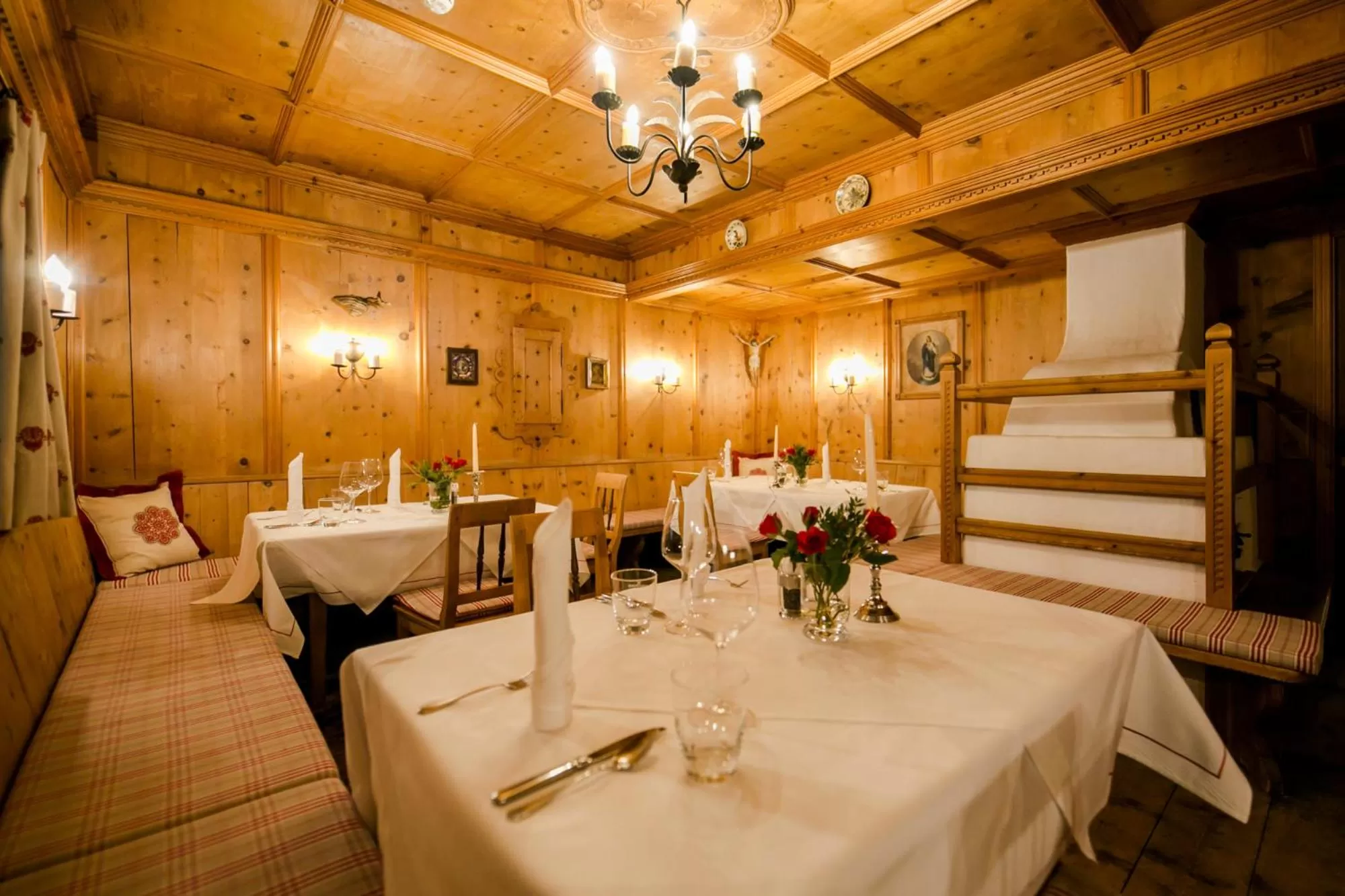 Restaurant/places to eat in Hotel Sailer