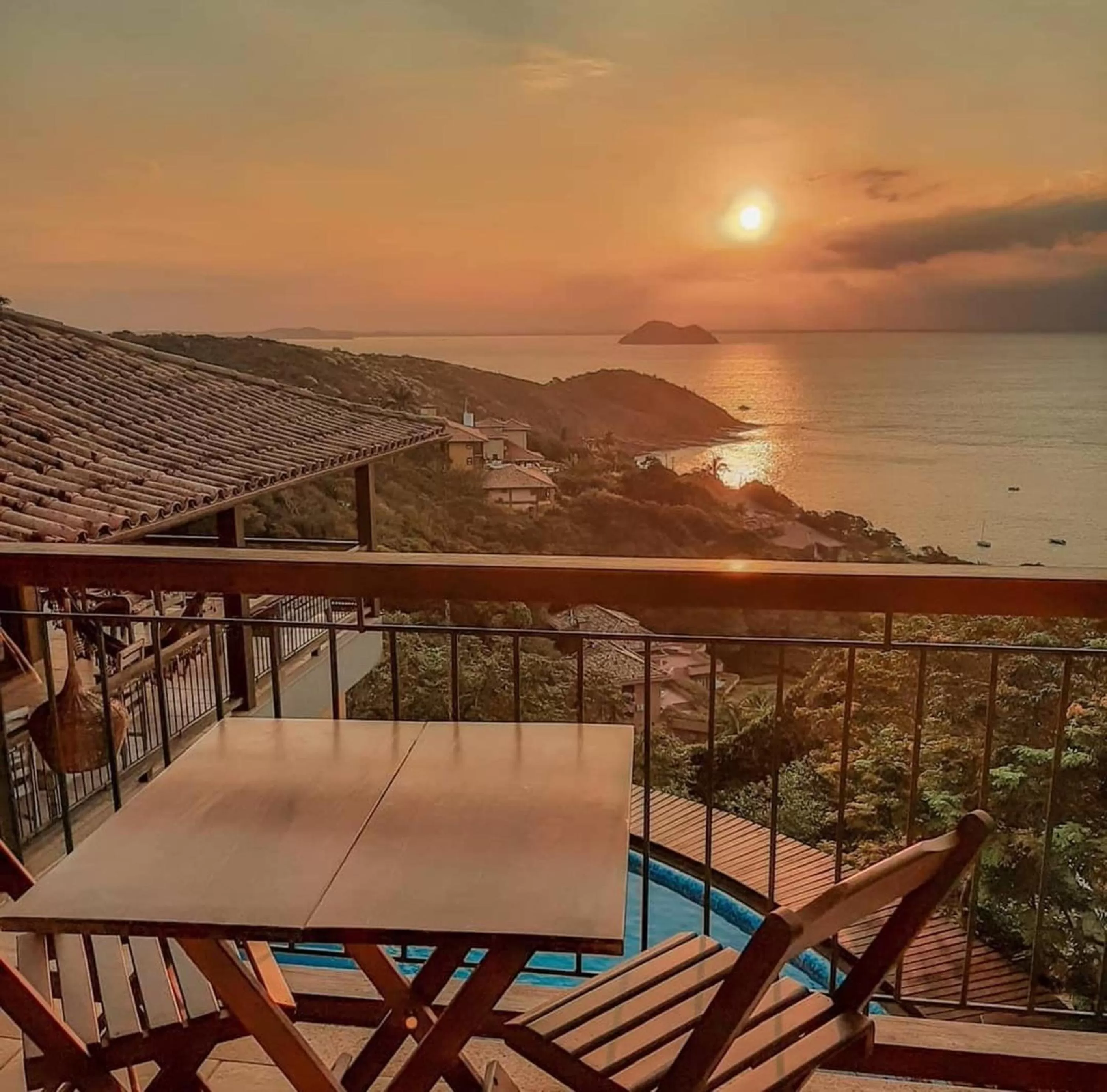 Balcony/Terrace in La Belle Maison Brigitte Bardot