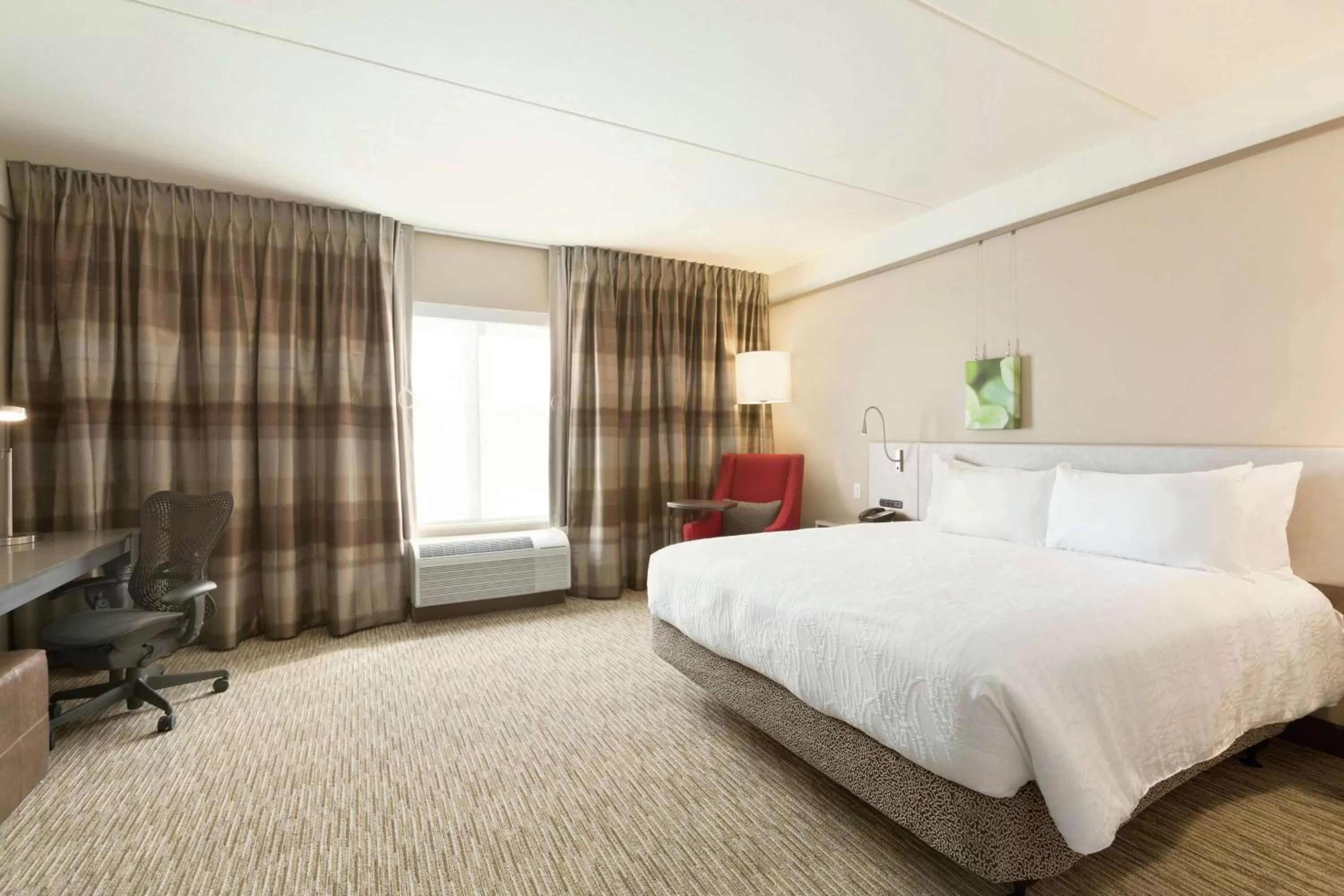 Bedroom, Bed in Hilton Garden Inn Pittsburgh Airport South-Robinson Mall