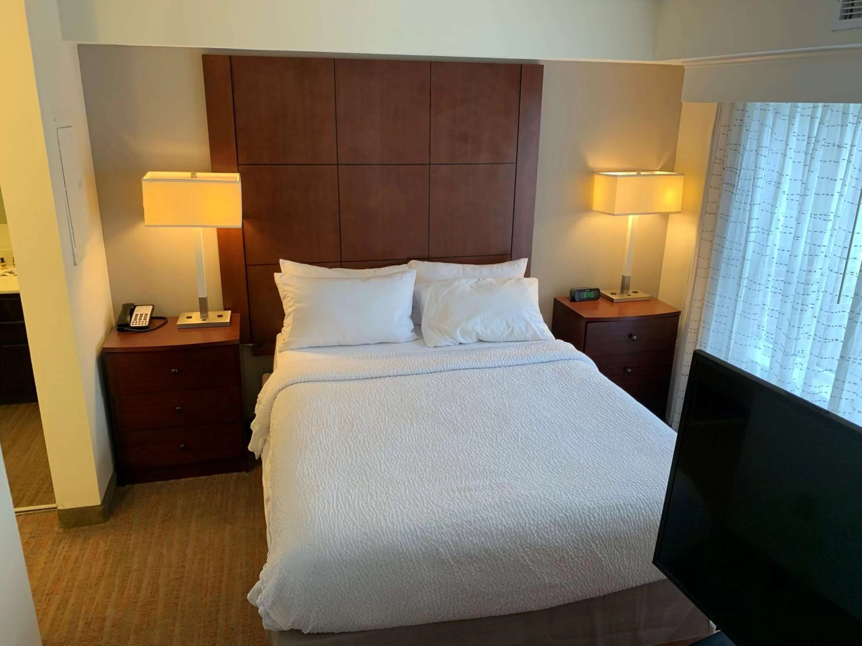 Bed in Surface Inn Worthington