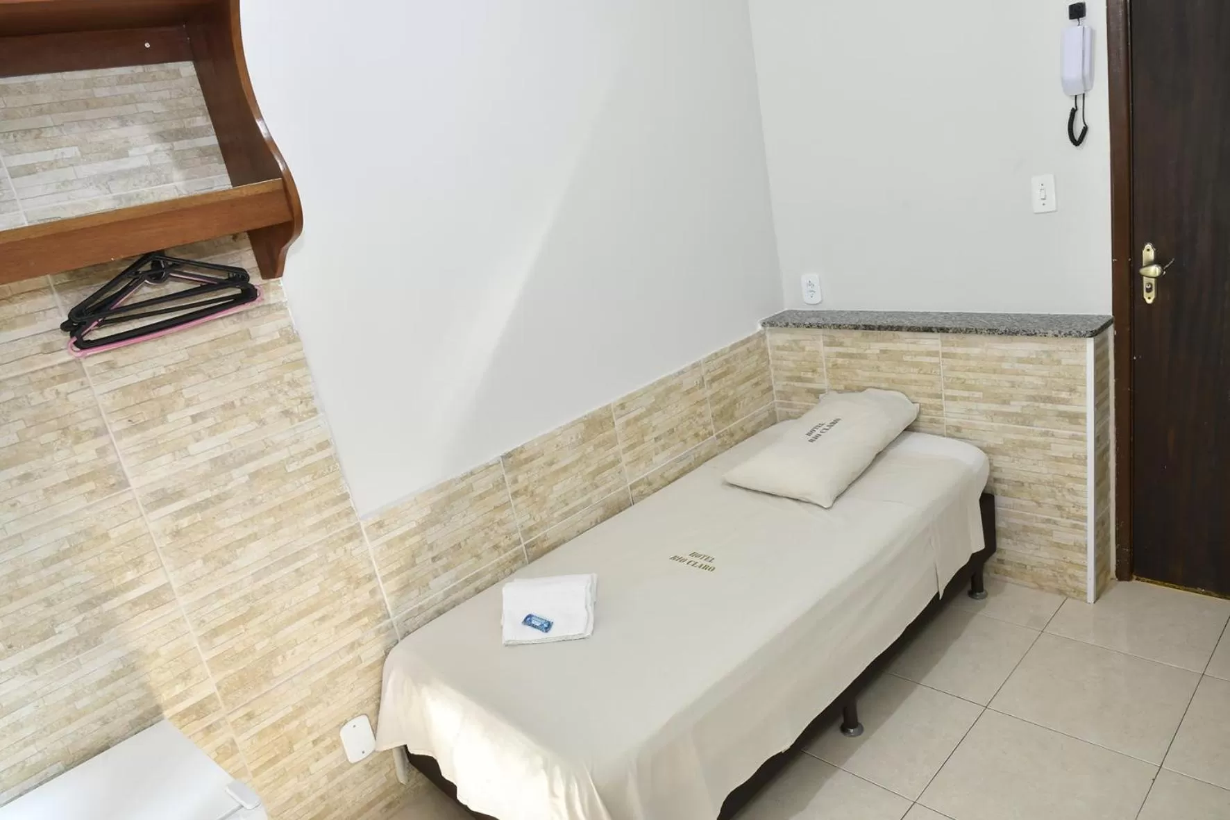 Photo of the whole room, Bed in Hotel Rio Claro