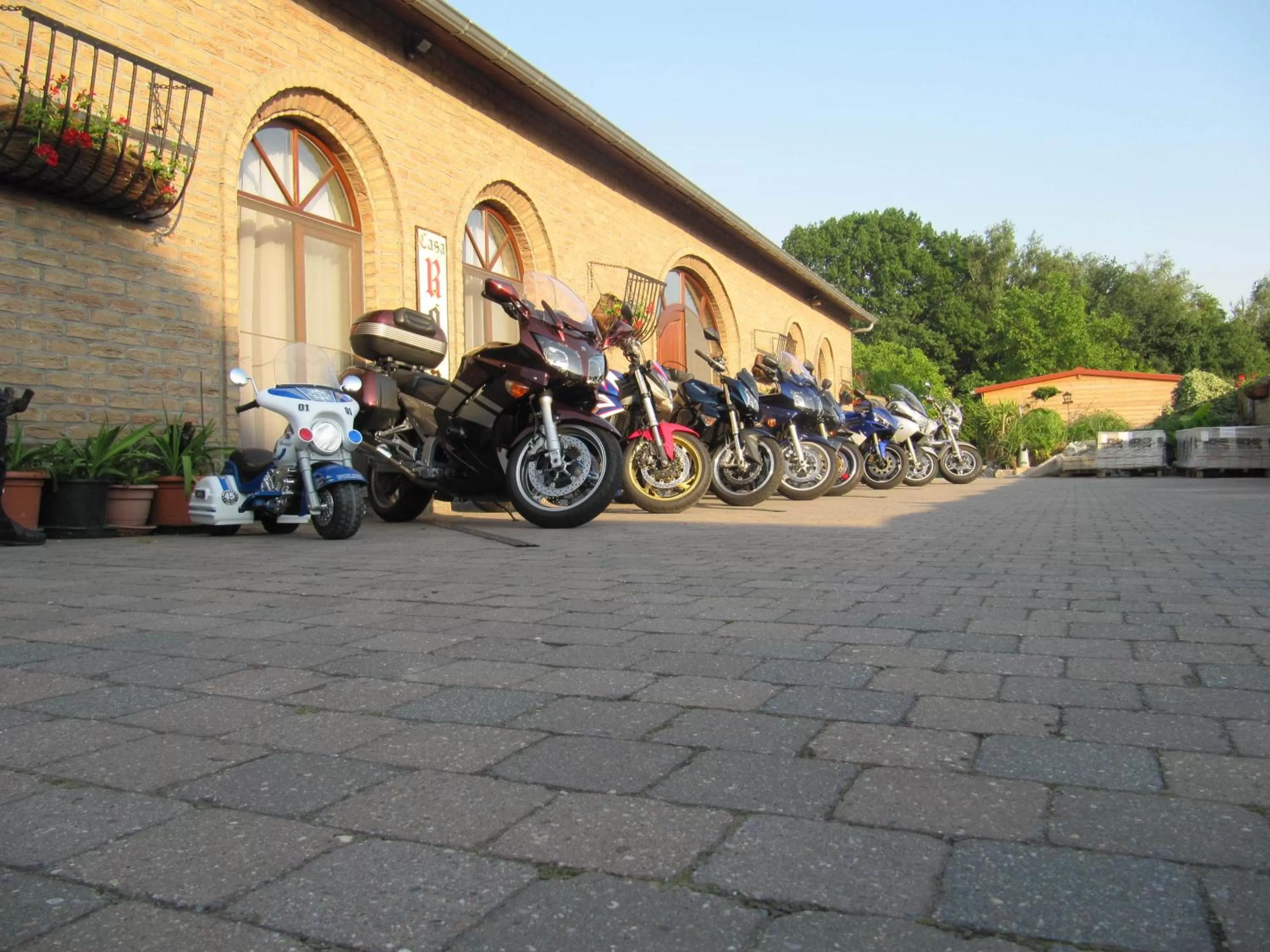 Facade/entrance in B&B Casa Roman & Vakantiewoning voor 1 pers tot max 32 personen