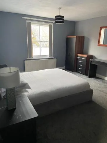 Bedroom, Bed in Hardwick Arms Hotel