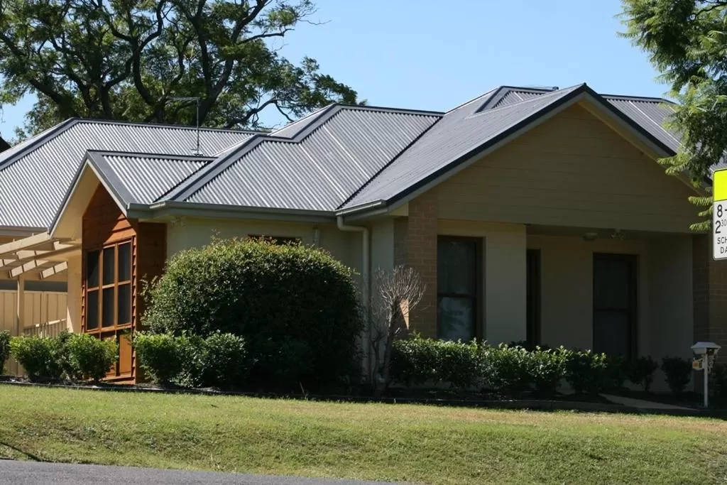 Facade/entrance in Noah's Mid City Motor Inn Muswellbrook