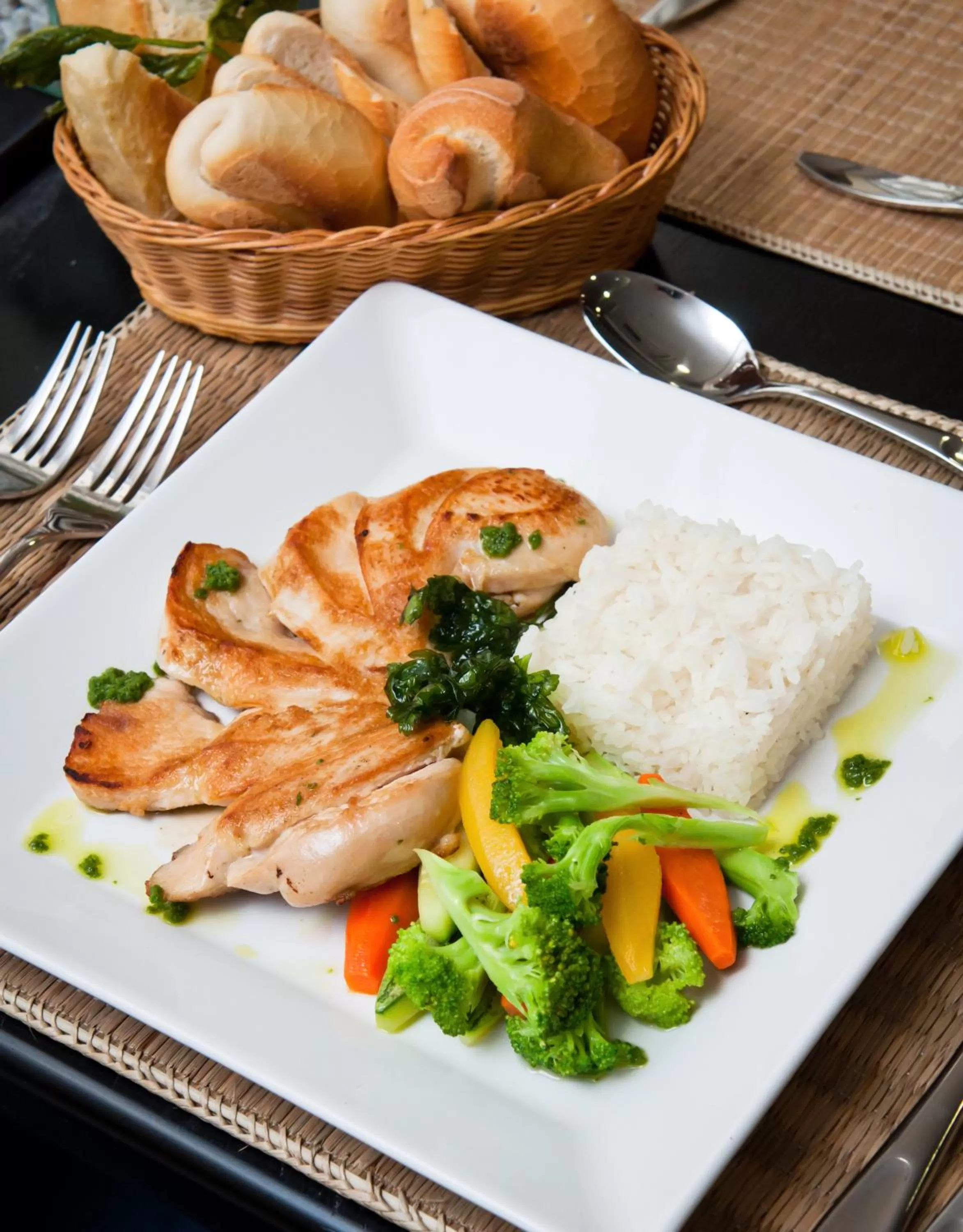 Restaurant/places to eat in Blue Tree Towers All Suites Santo André