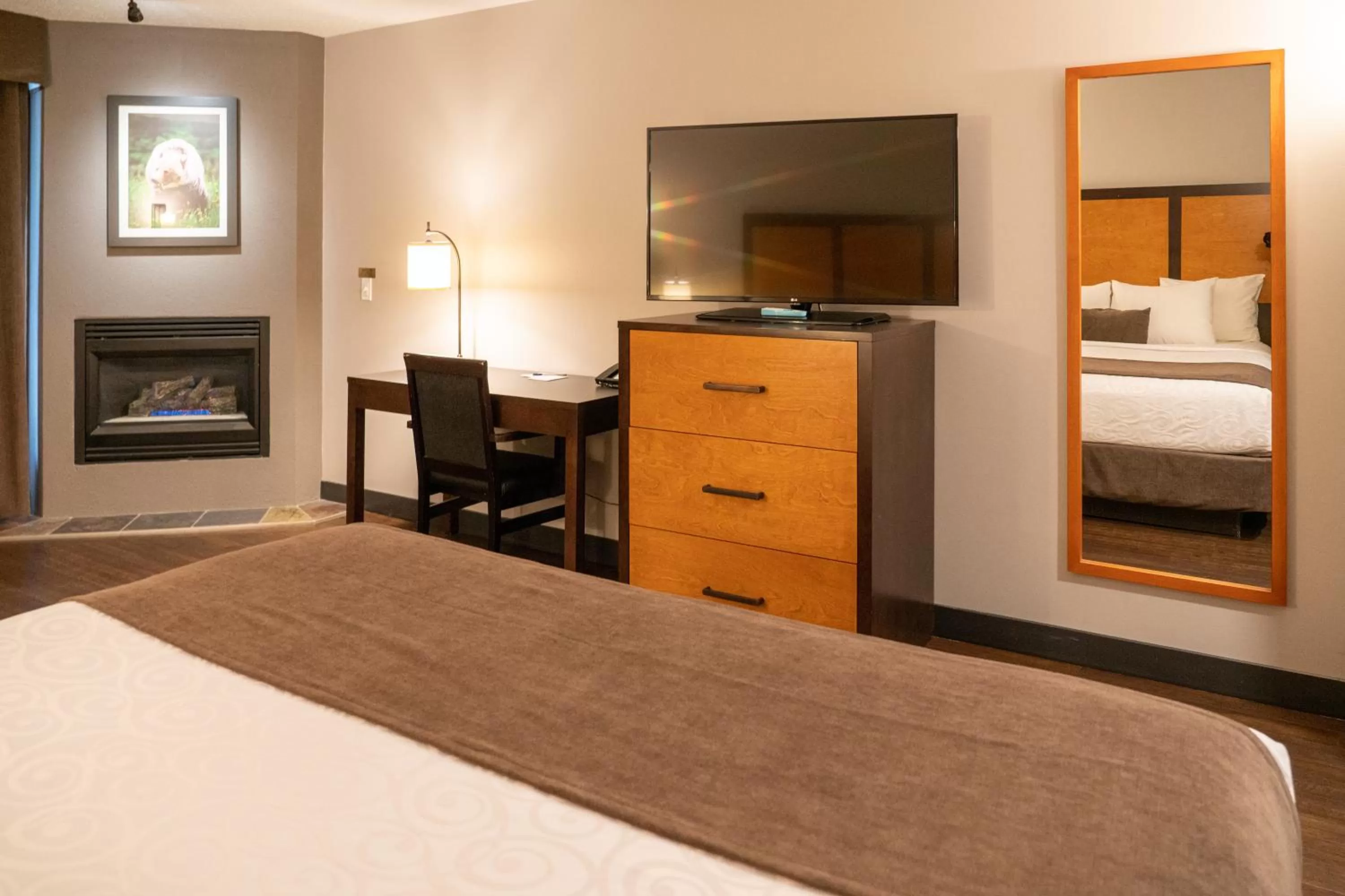 TV and multimedia, Bed in Pocaterra Inn & Waterslide